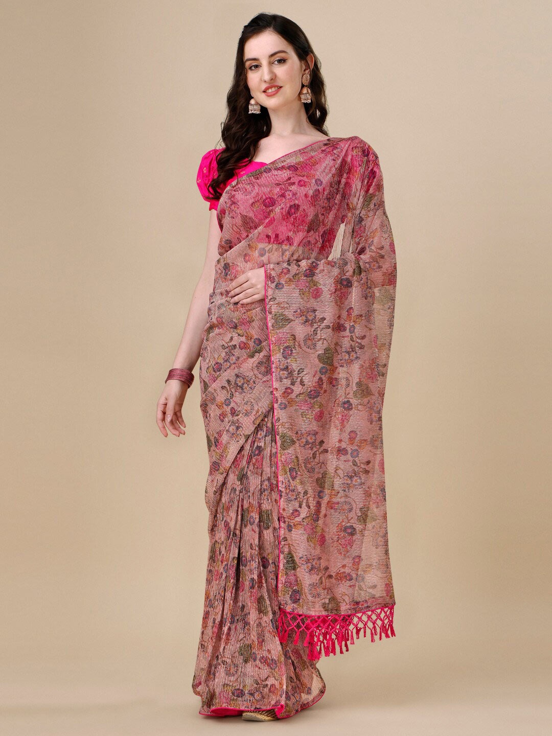 

Mitera Beige & Pink Floral Printed Saree