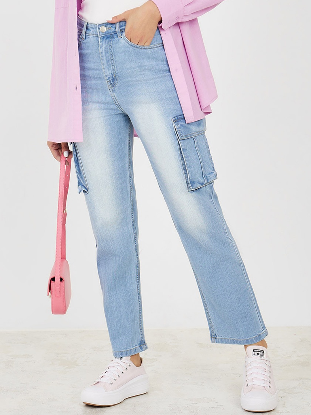

Styli Women Mid Rise Straight Leg Cargo Denim Jeans, Blue