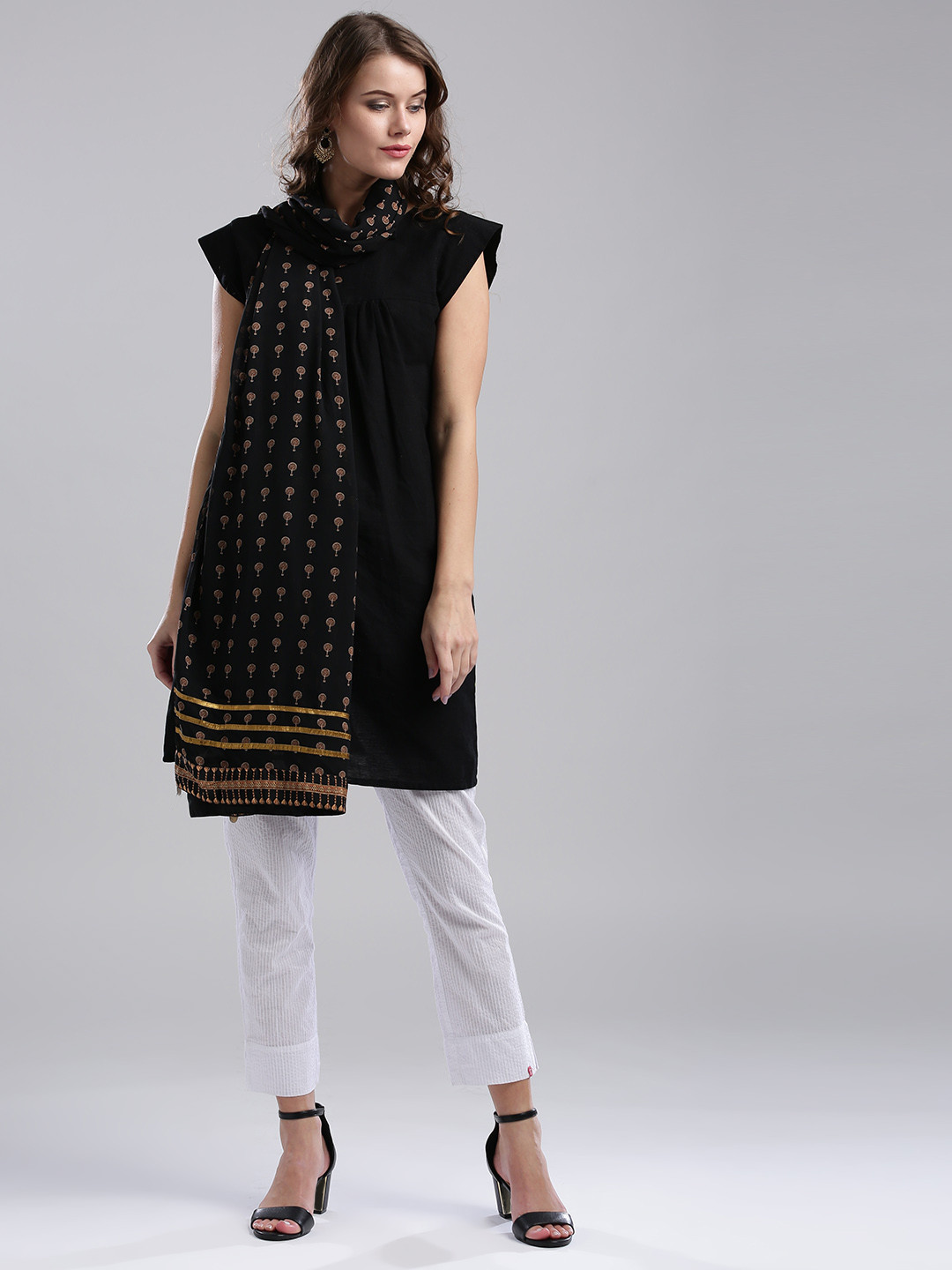 

WISHFUL by W Women Black Printed Dupatta