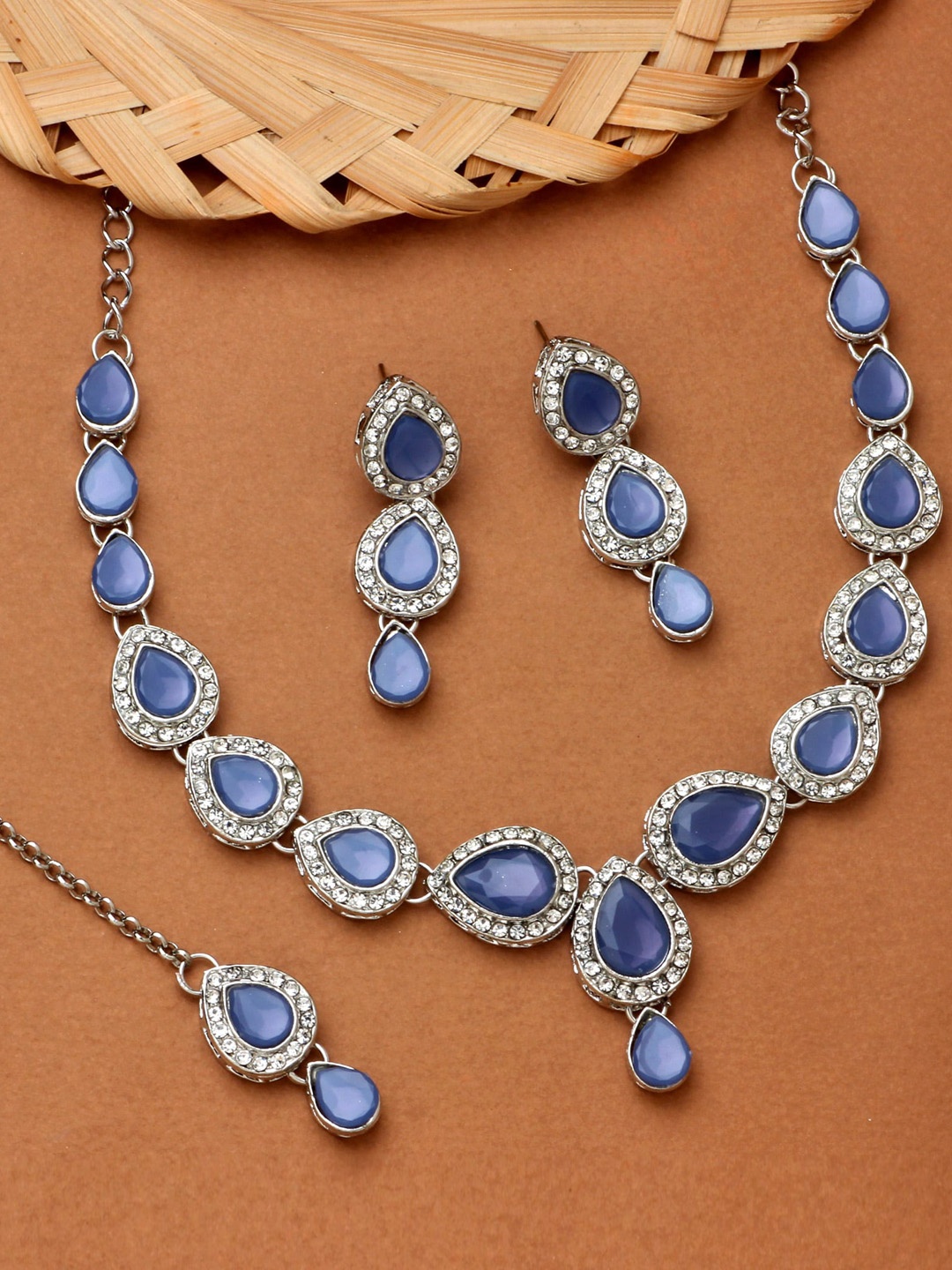 

Atasi International Silver-Plated Kundan Stone-Studded Jewellery Set