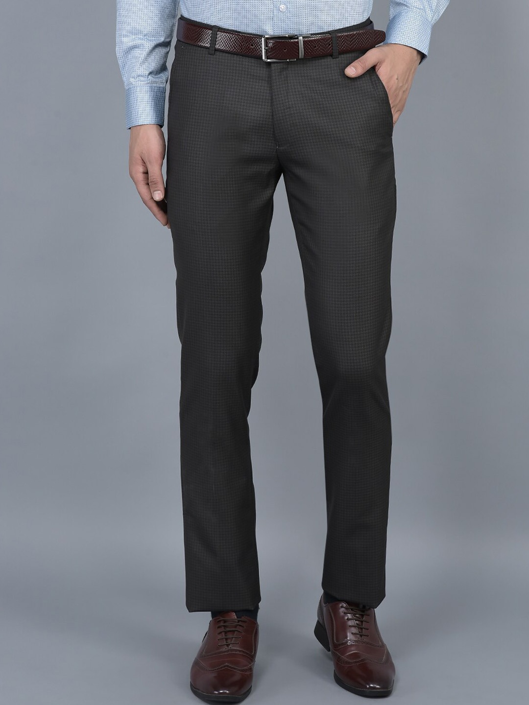 

COBB Men Checked Ultra Mid-Rise Cotton Formal Trousers, Coffee brown