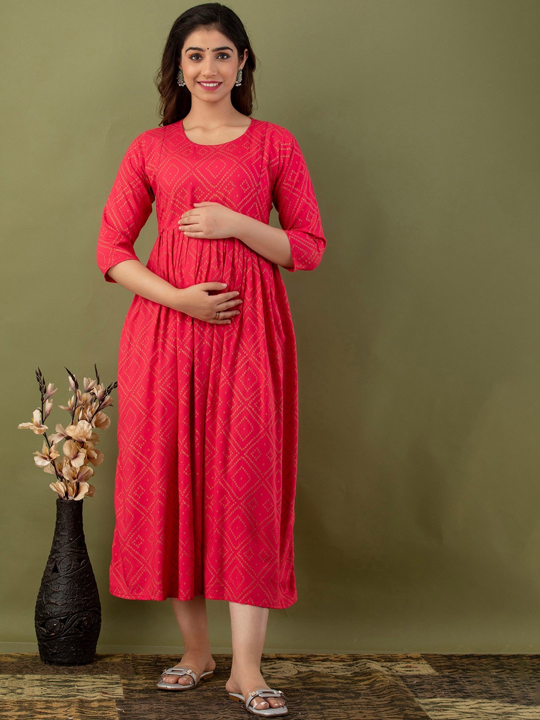 

Mialo fashion Bandhani Printed Fit & Flare Maternity Midi Ethnic Dress, Pink