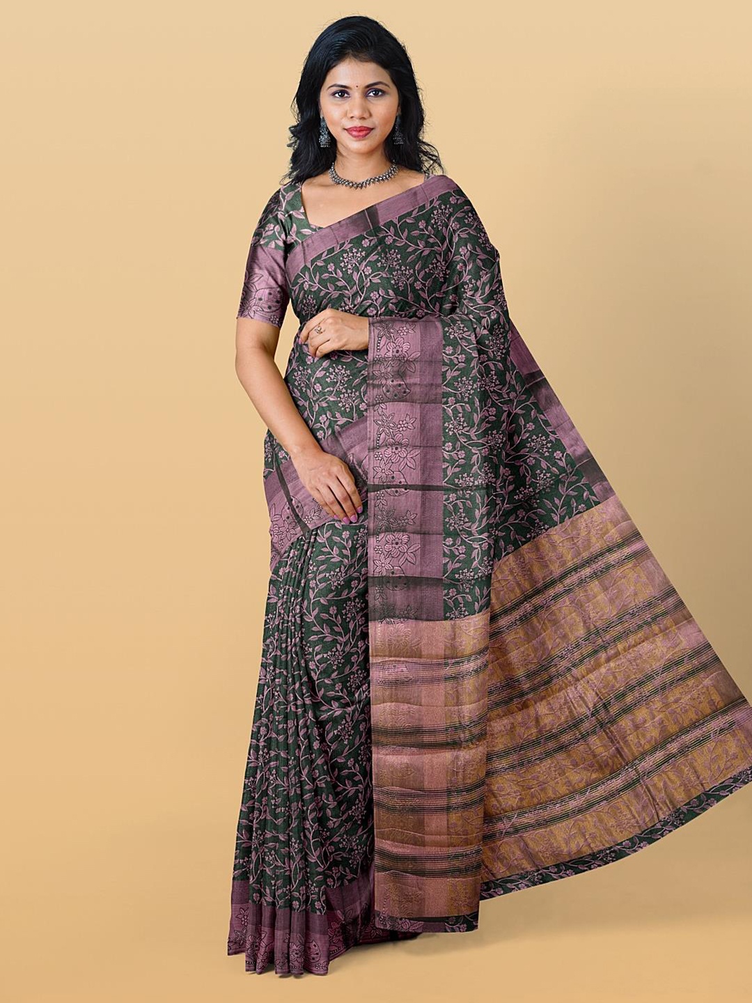 

Kalamandir Floral Woven Design Zari Saree, Green