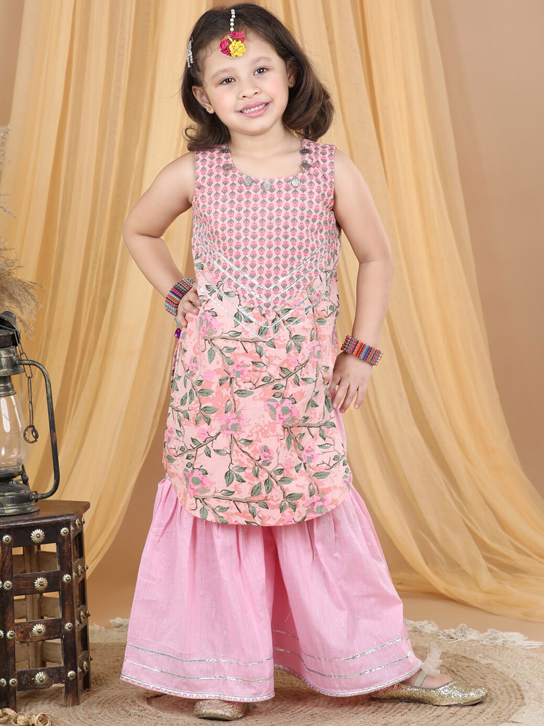 

Kinder Kids Girls Floral Printed Regular Pure Cotton Kurta With Sharara, Pink