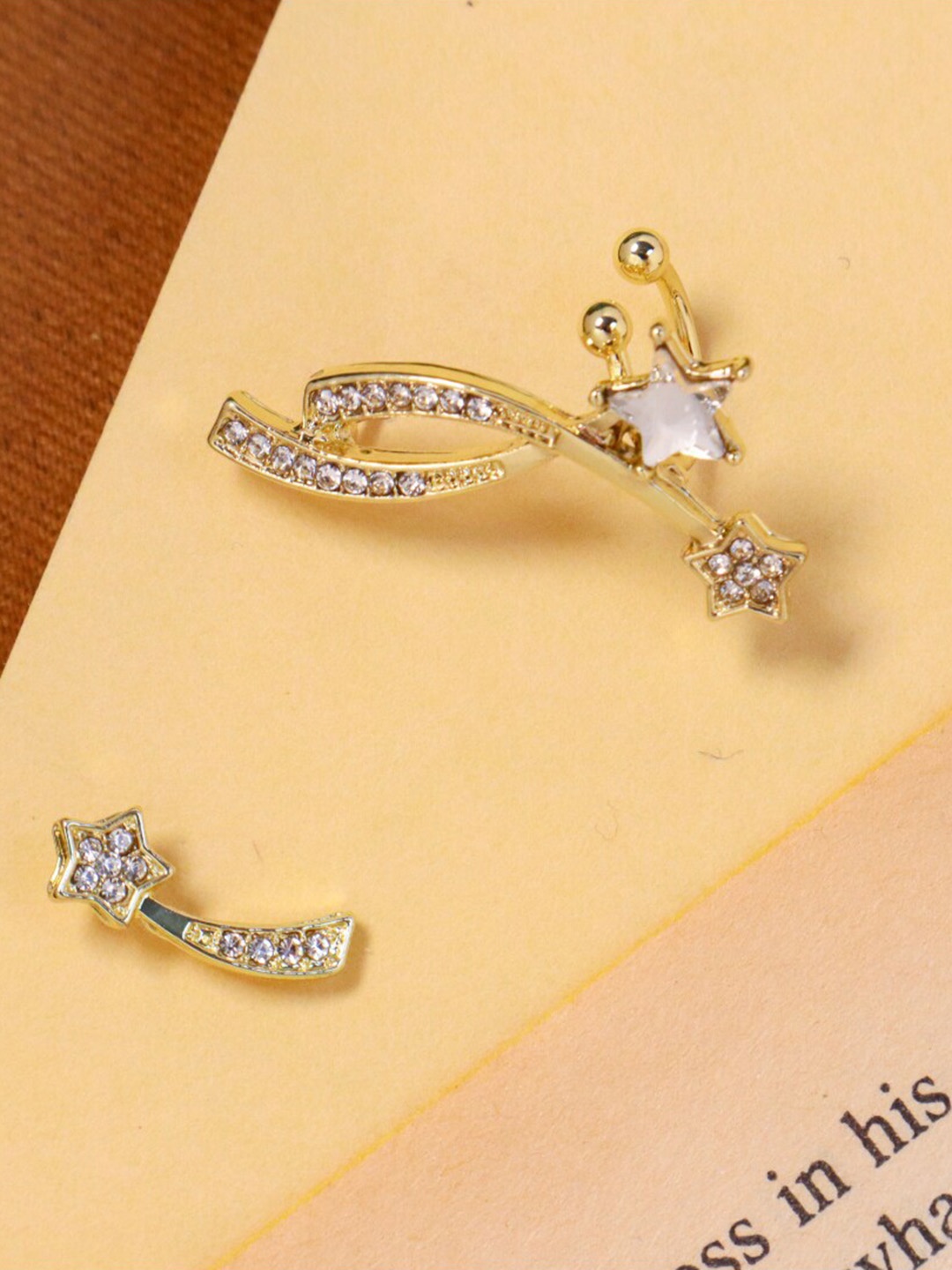 

SALTY 2Pcs Gold-Plated Contemporary Studs Earrings