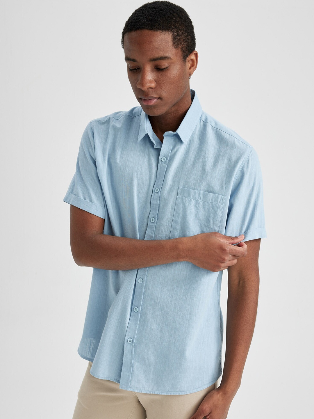 

DeFacto Spread Collar Opaque Pure Cotton Casual Shirt, Blue