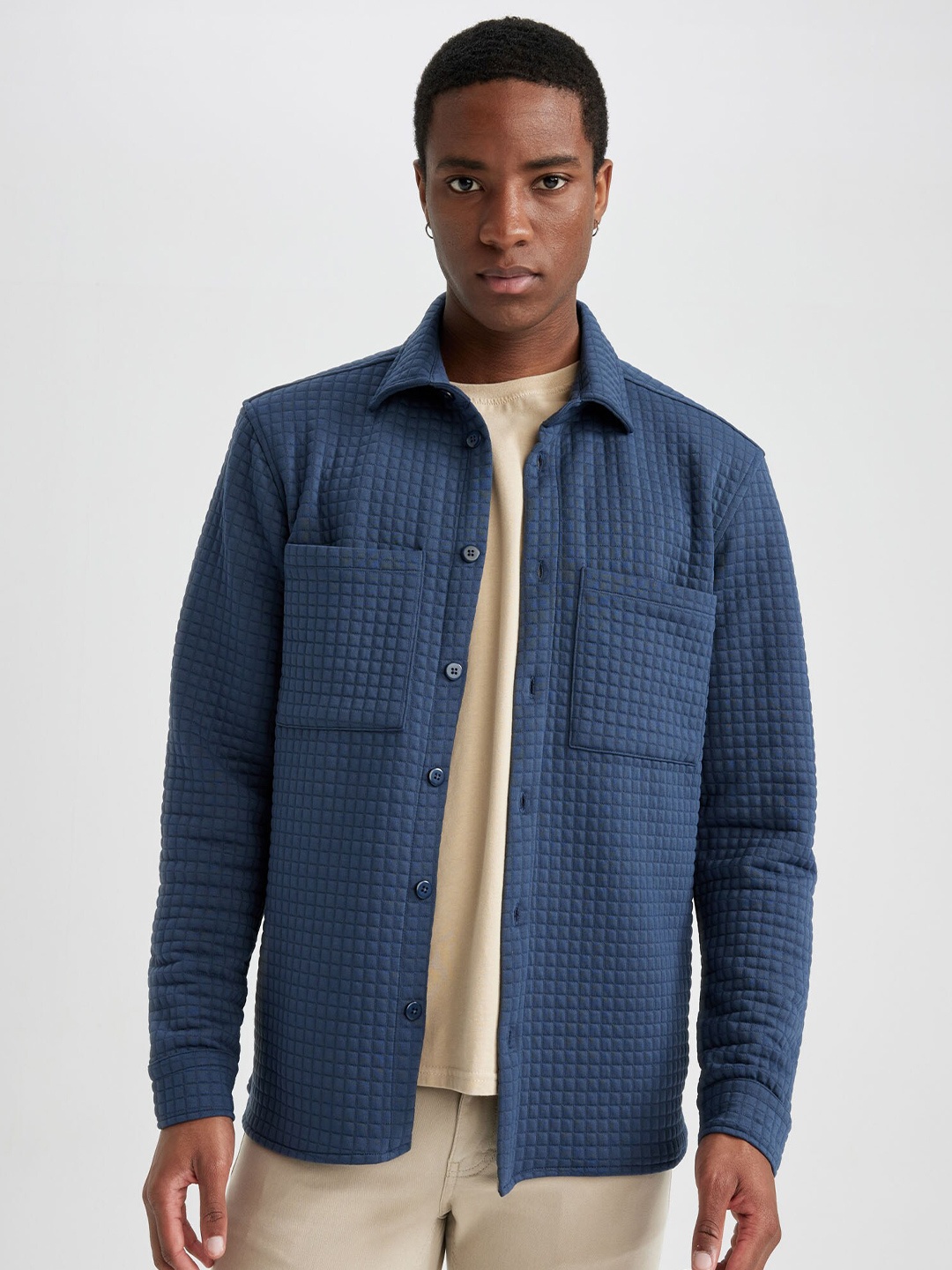 

DeFacto Textured Opaque Casual Shirt, Blue