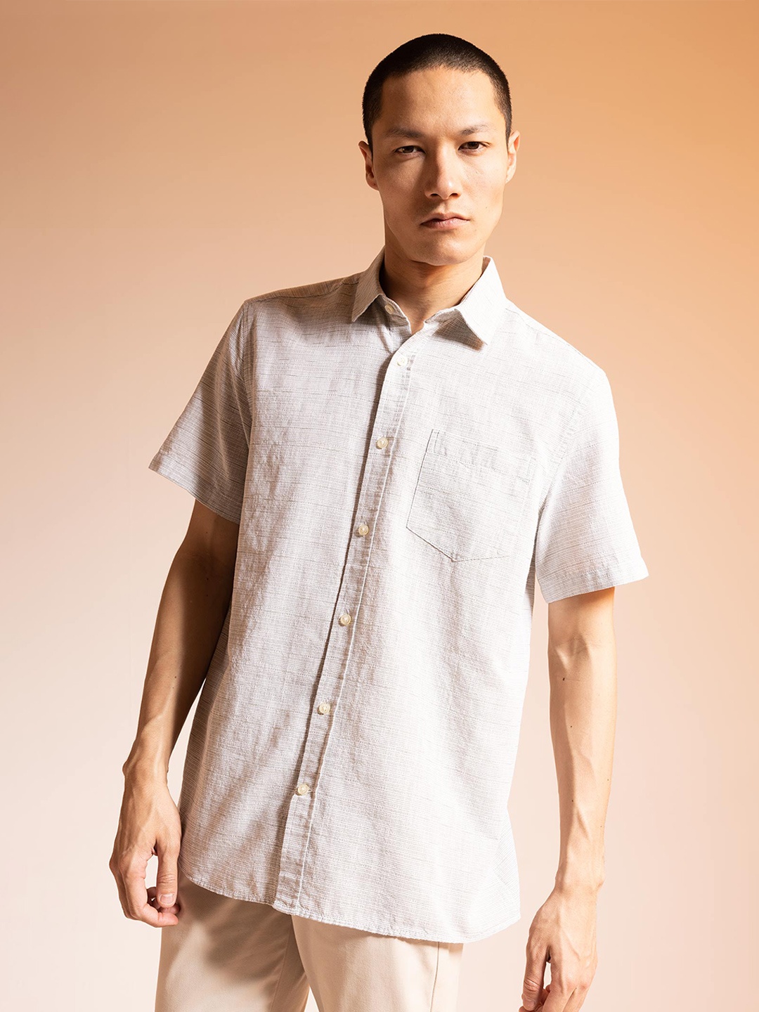 

DeFacto Short Sleeves Pure Cotton Casual Shirt, Beige