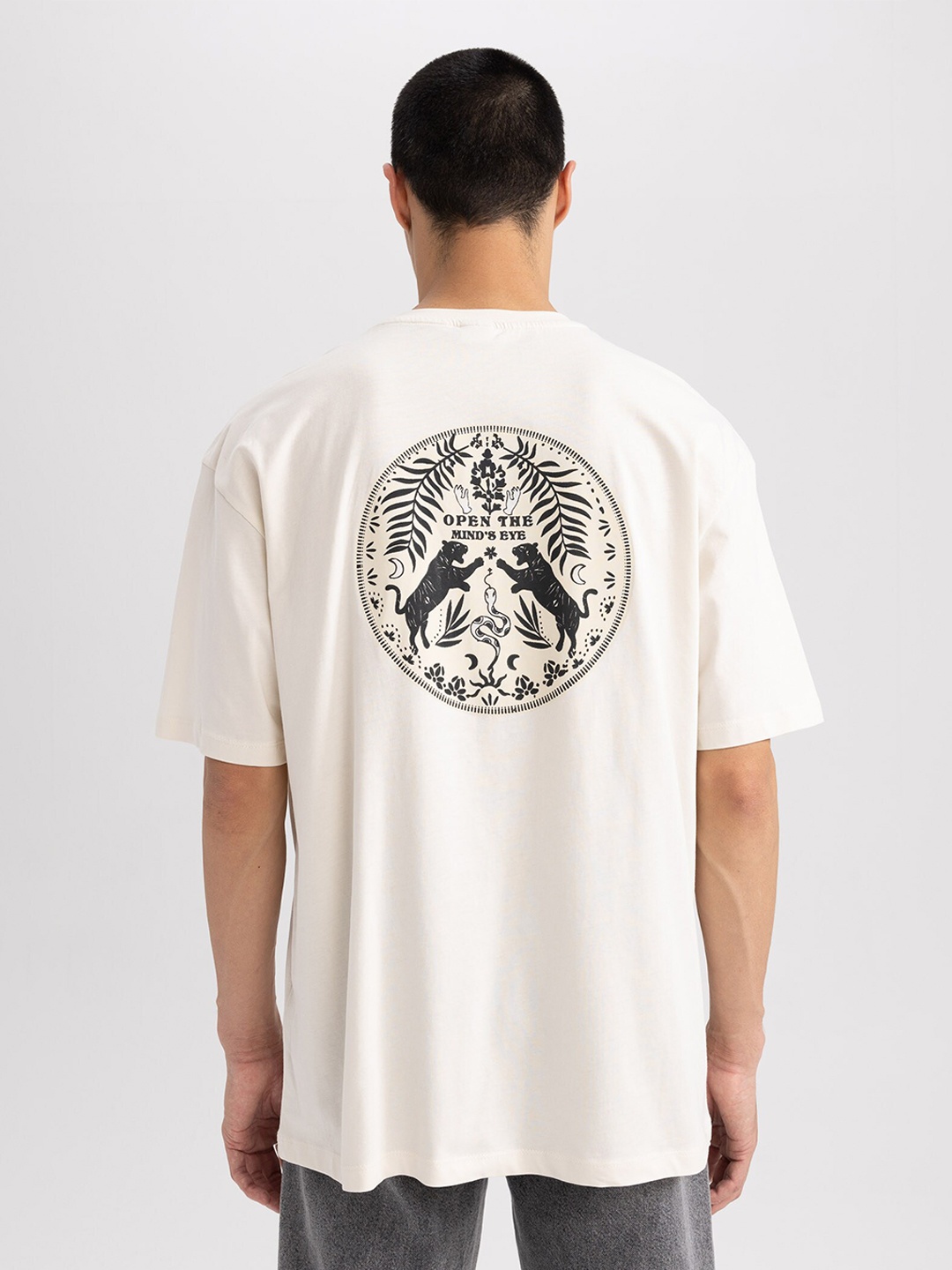

DeFacto Typography Printed Round Neck Short Sleeves Cotton T-shirt, Off white