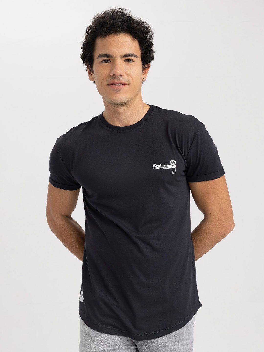 

DeFacto Round Neck Short Sleeves T-shirt, Black
