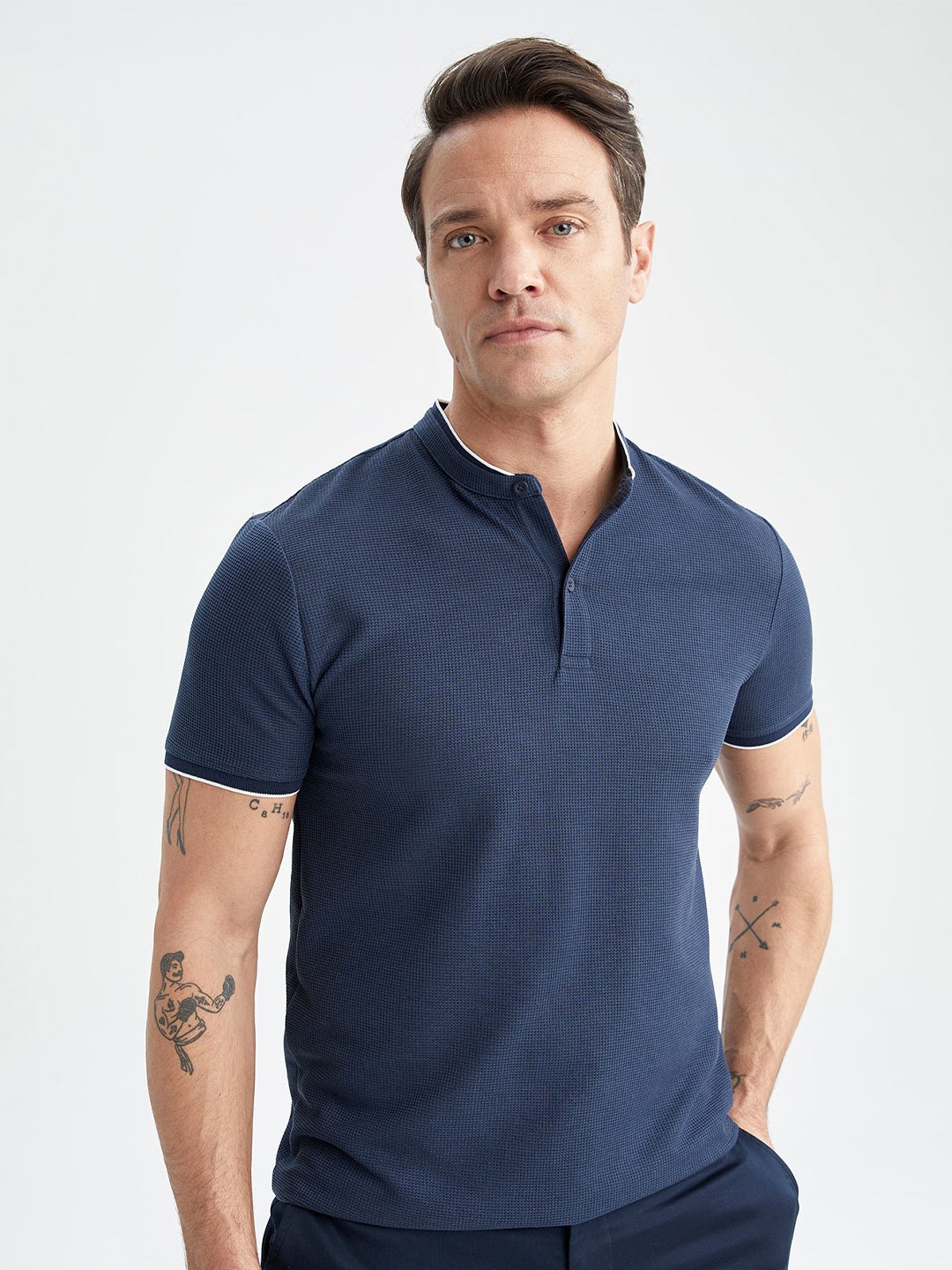 

DeFacto Henley Neck Short Sleeves T-shirt, Blue