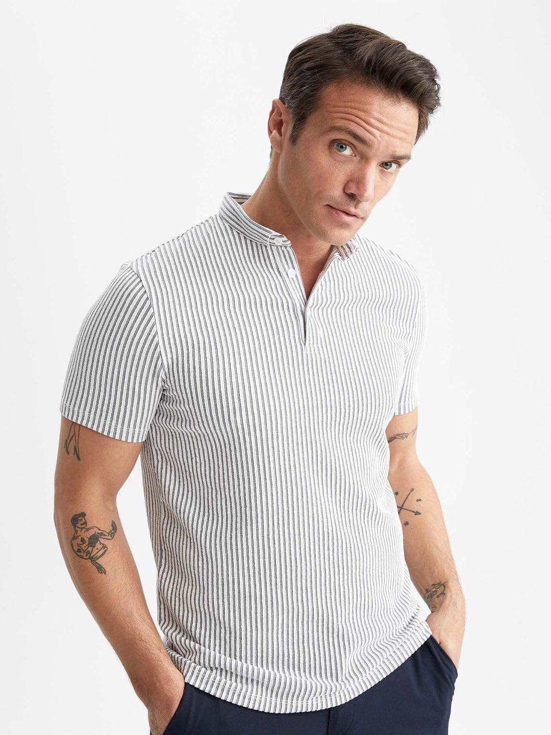 

DeFacto Striped Polo Collar T-shirt, White