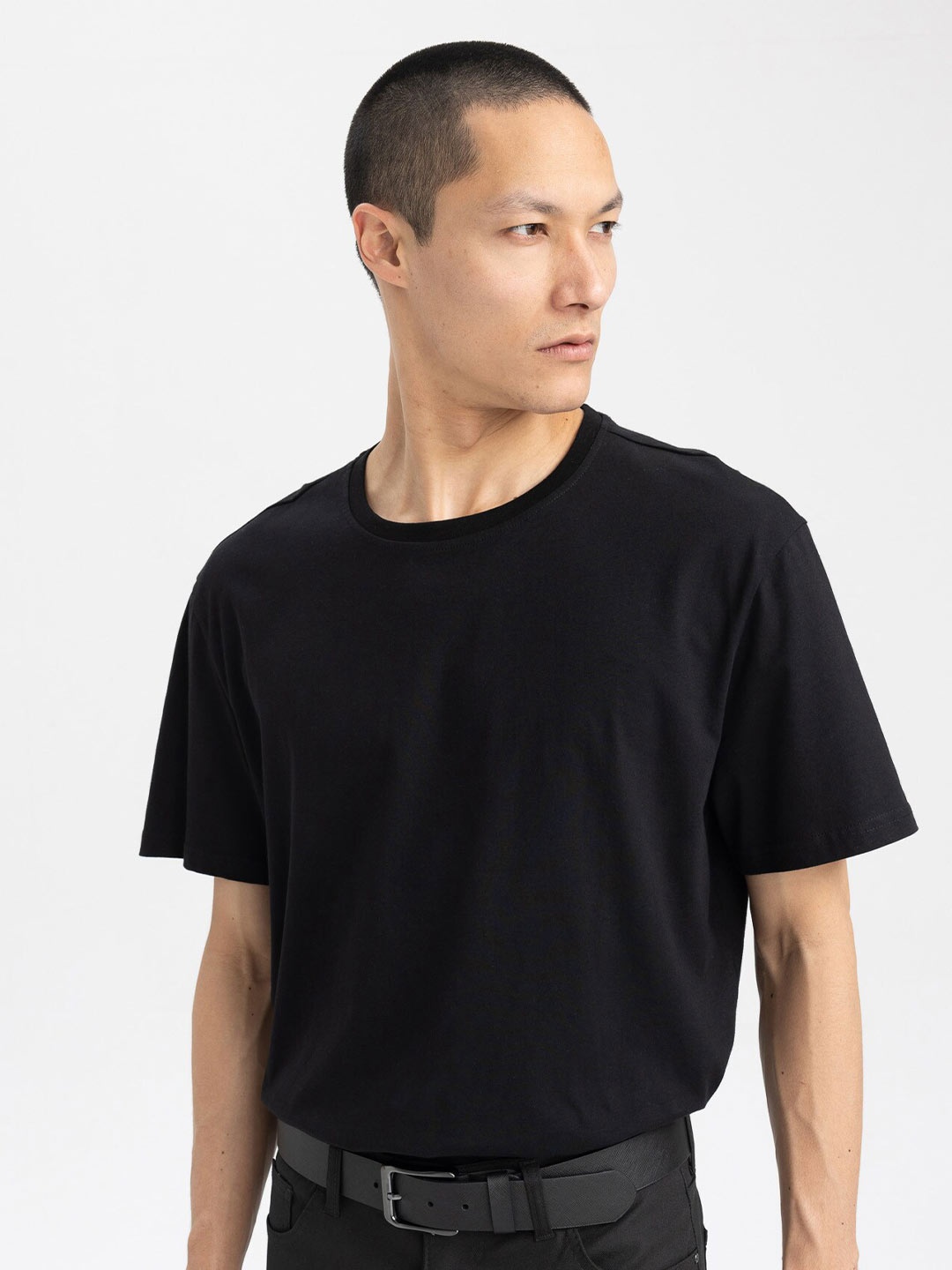 

DeFacto Round Neck Short Sleeves Pure Cotton T-shirt, Black