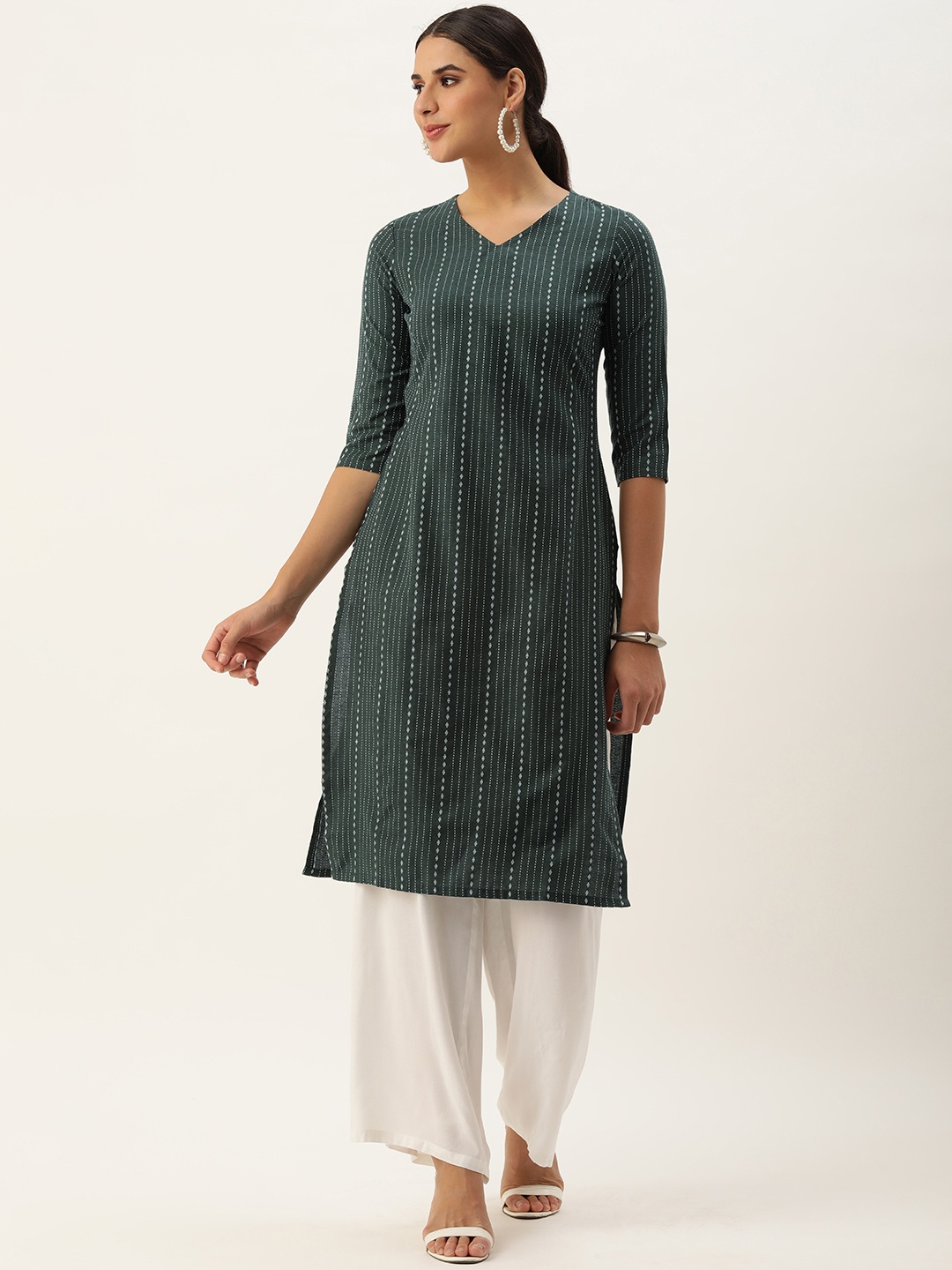 

Saanjh Women Green Striped Kurta