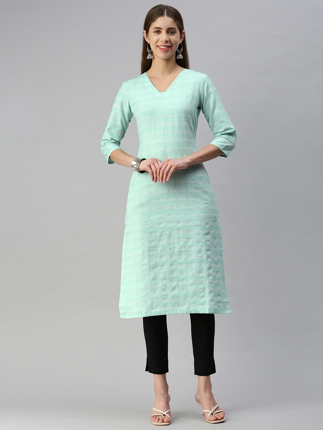 

HRITIKA Women Woven Design Checked Straight Kurta, Turquoise blue