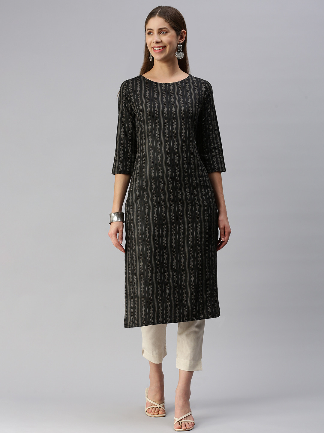 

HRITIKA Women Black Kurta