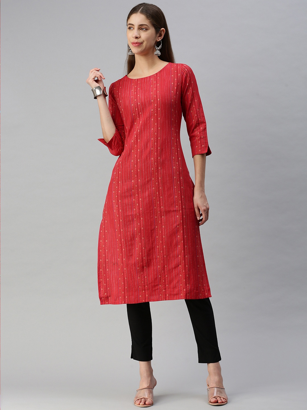 

HRITIKA Women Red Striped Kurta