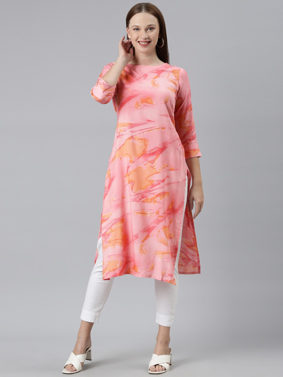 

KALINI Self Design Round Neck Kurta, Pink