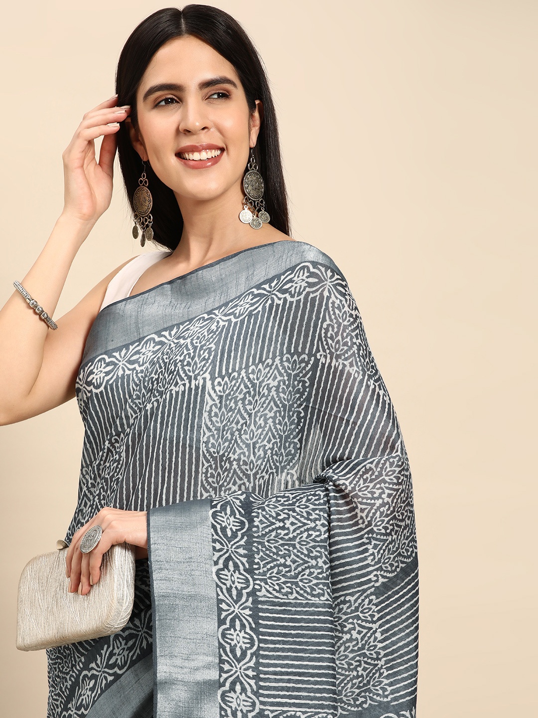 

swatika Grey & Grey Woven Design Silk Blend Handloom Bhagalpuri Saree