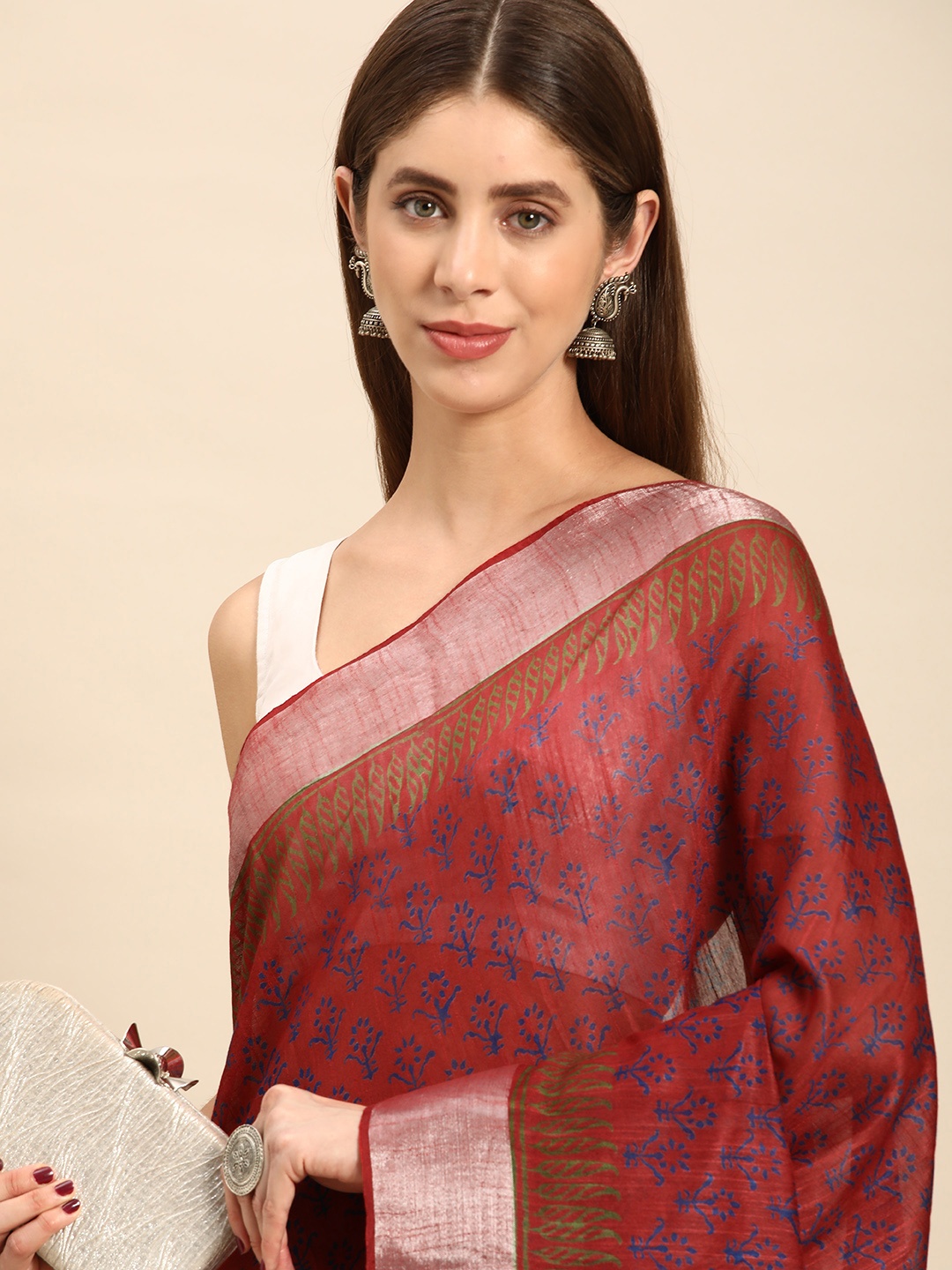 

swatika Floral Zari Silk Blend Bhagalpuri Saree, Maroon