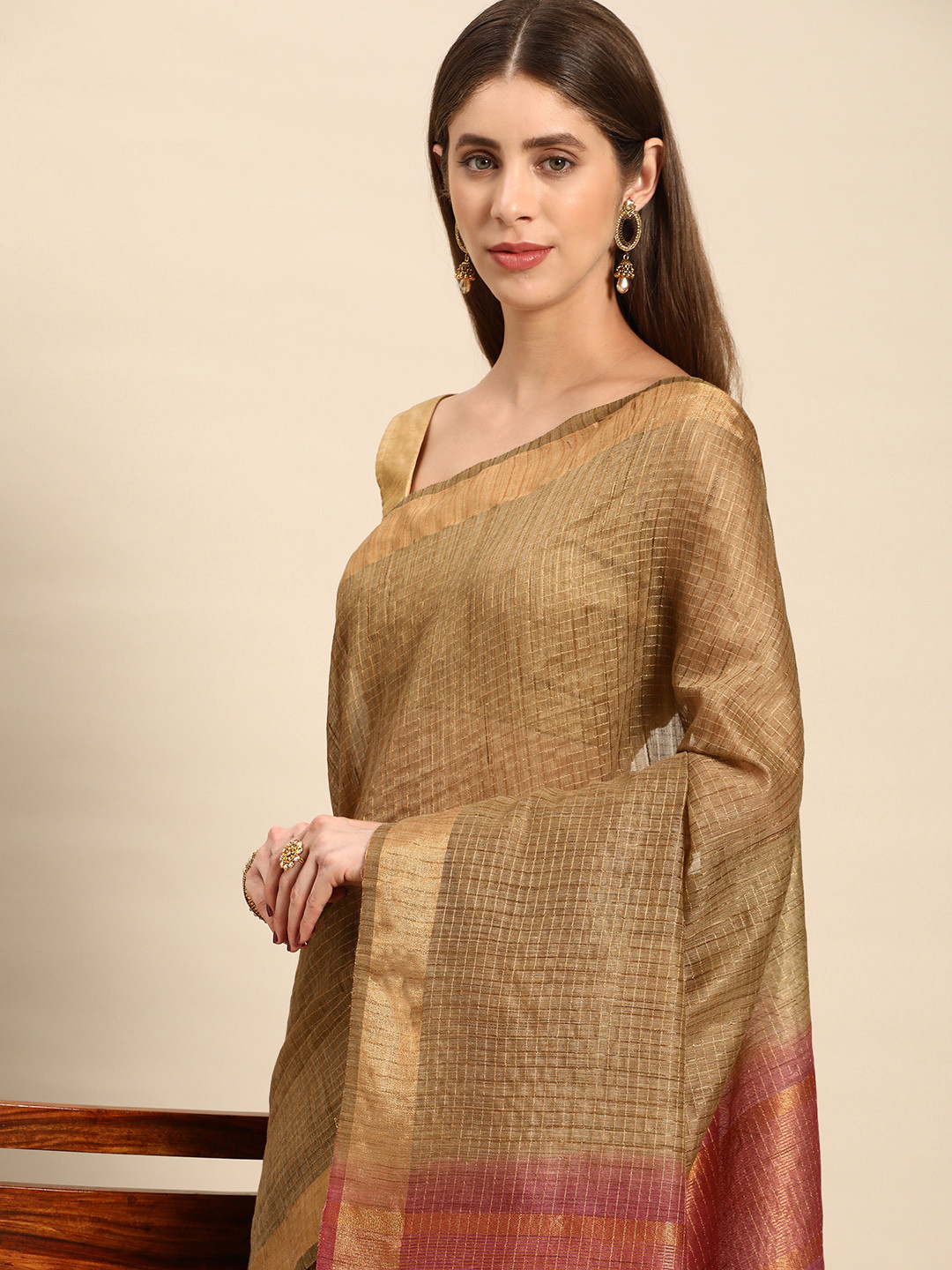 

swatika Checked Zari Silk Blend Bhagalpuri Saree, Green
