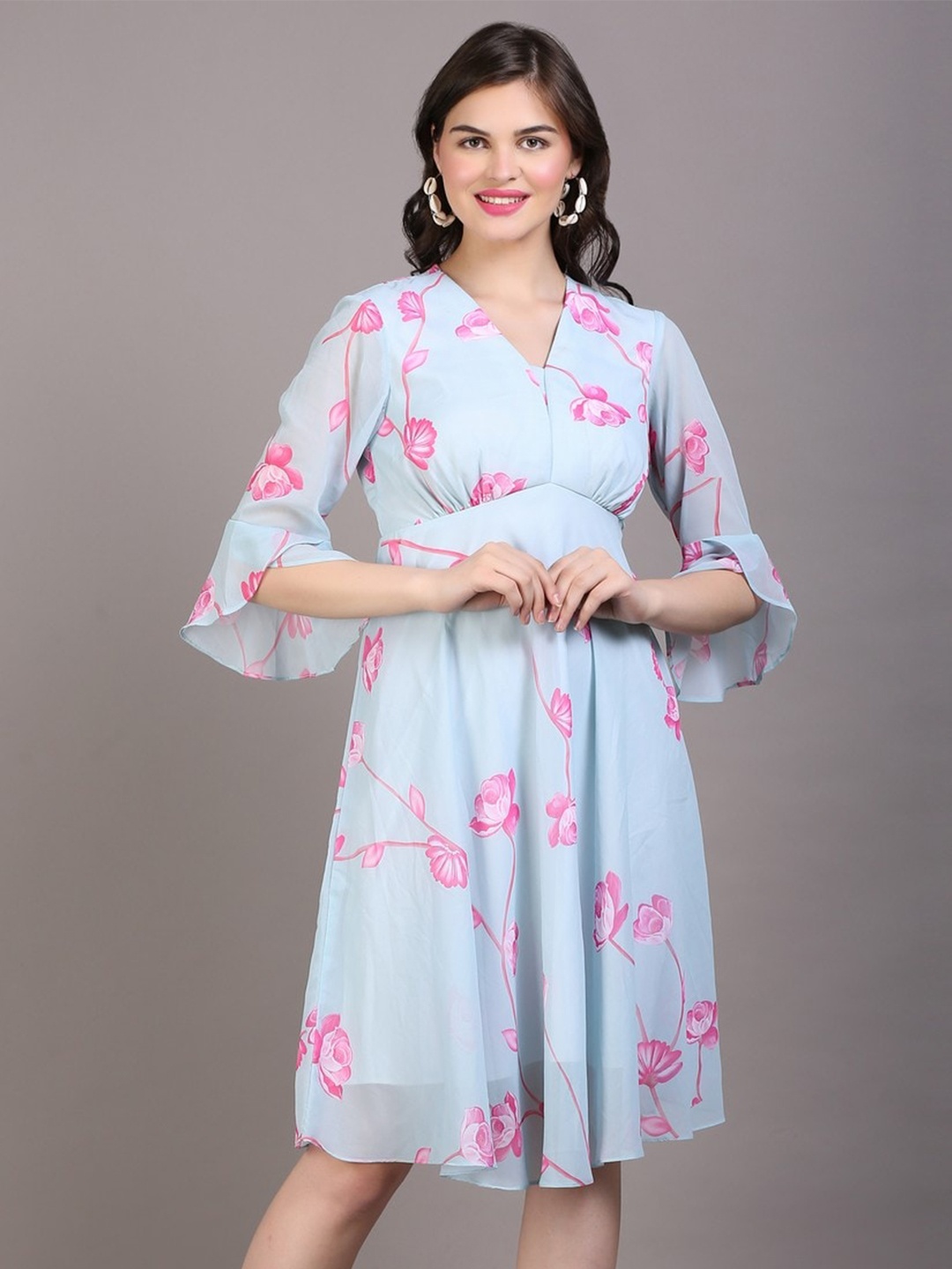 

DESI WOMANIYA Floral Printed Bell Sleeves Empire Dress, Blue