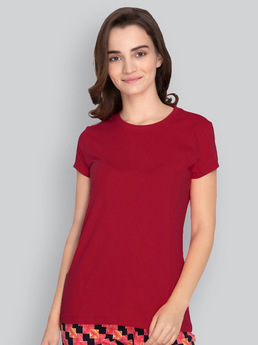 

LYRA Cotton Bio Finish Lounge T-shirt, Red