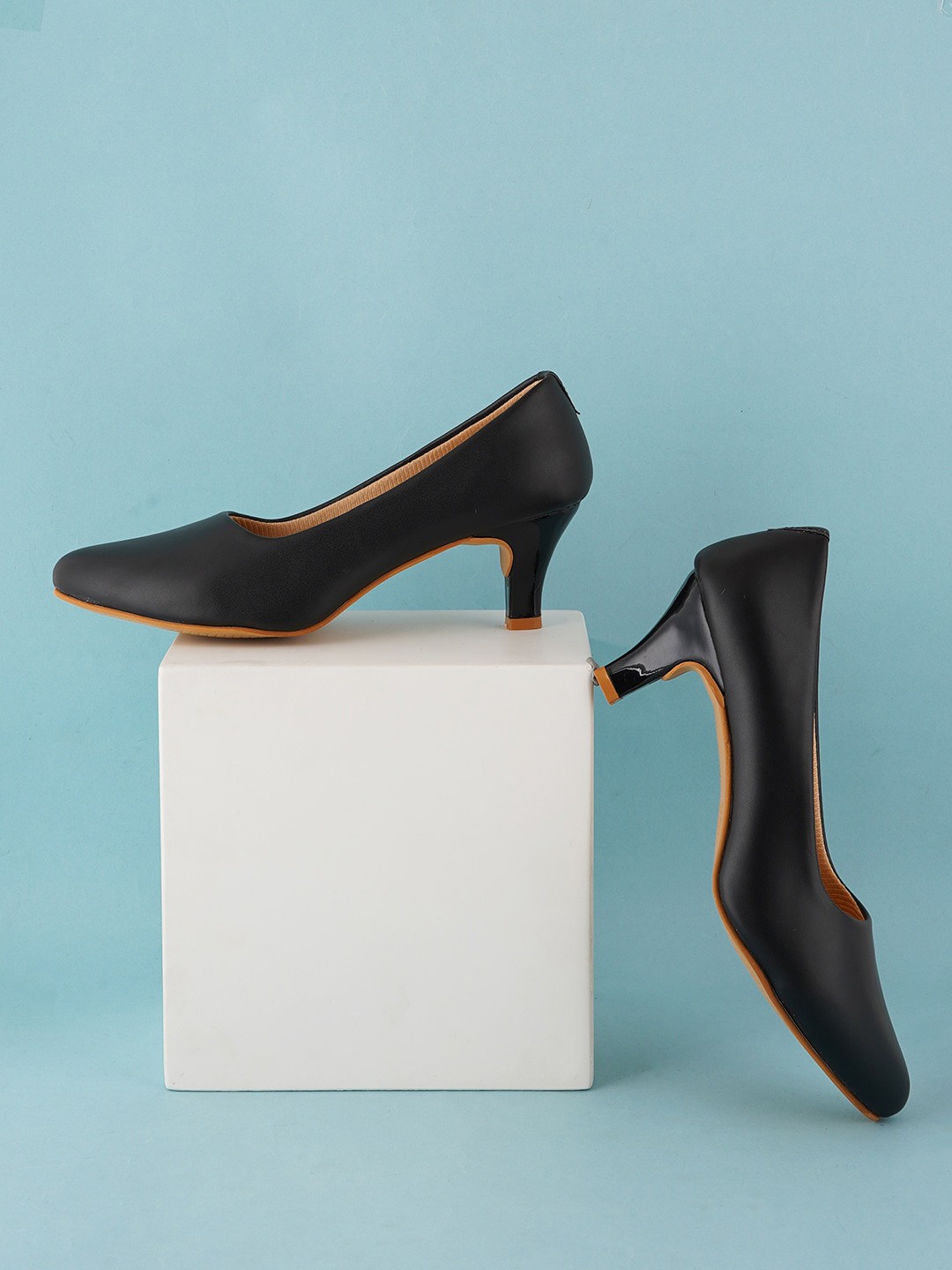 

SCENTRA Pointed Toe Kitten Heel Pumps, Black