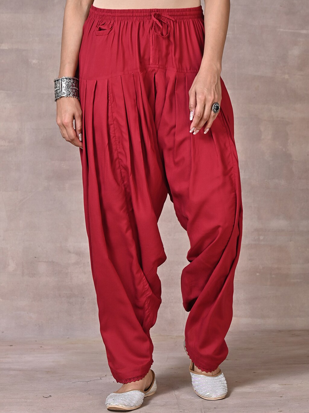 

Lakshita Mid-Rise Pure Cotton Loose Fit Salwar, Maroon