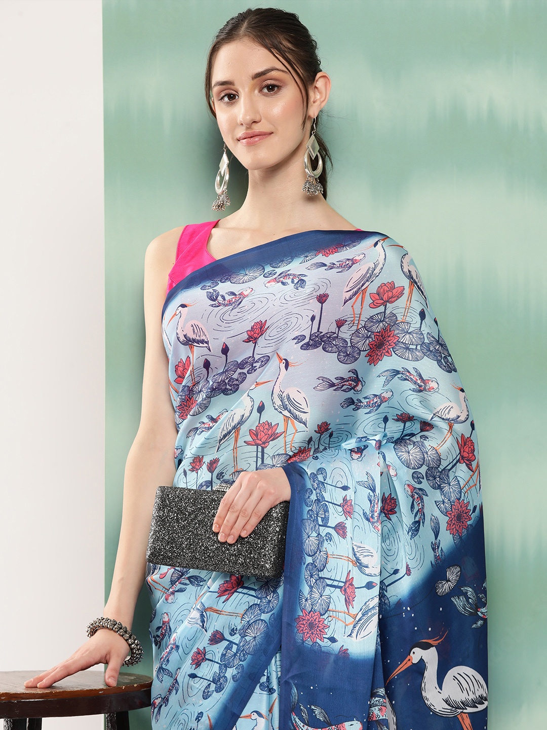 

VASTRANAND Kalamkari Printed Pure Chiffon Saree, Turquoise blue