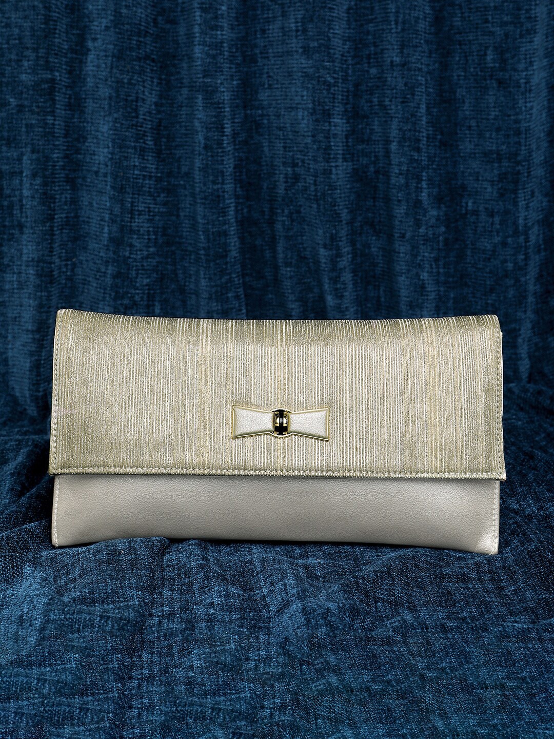

Peora Fabric Envelope Clutch, Grey