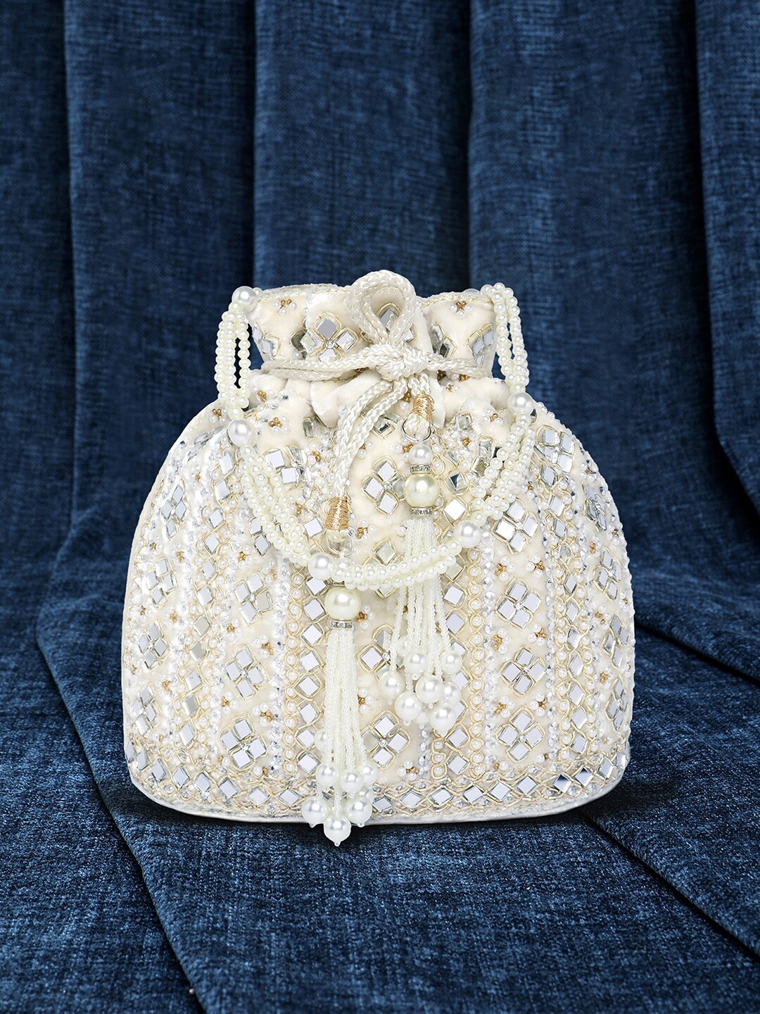 

Peora Embellished Potli Clutch With Wrist Loop, White