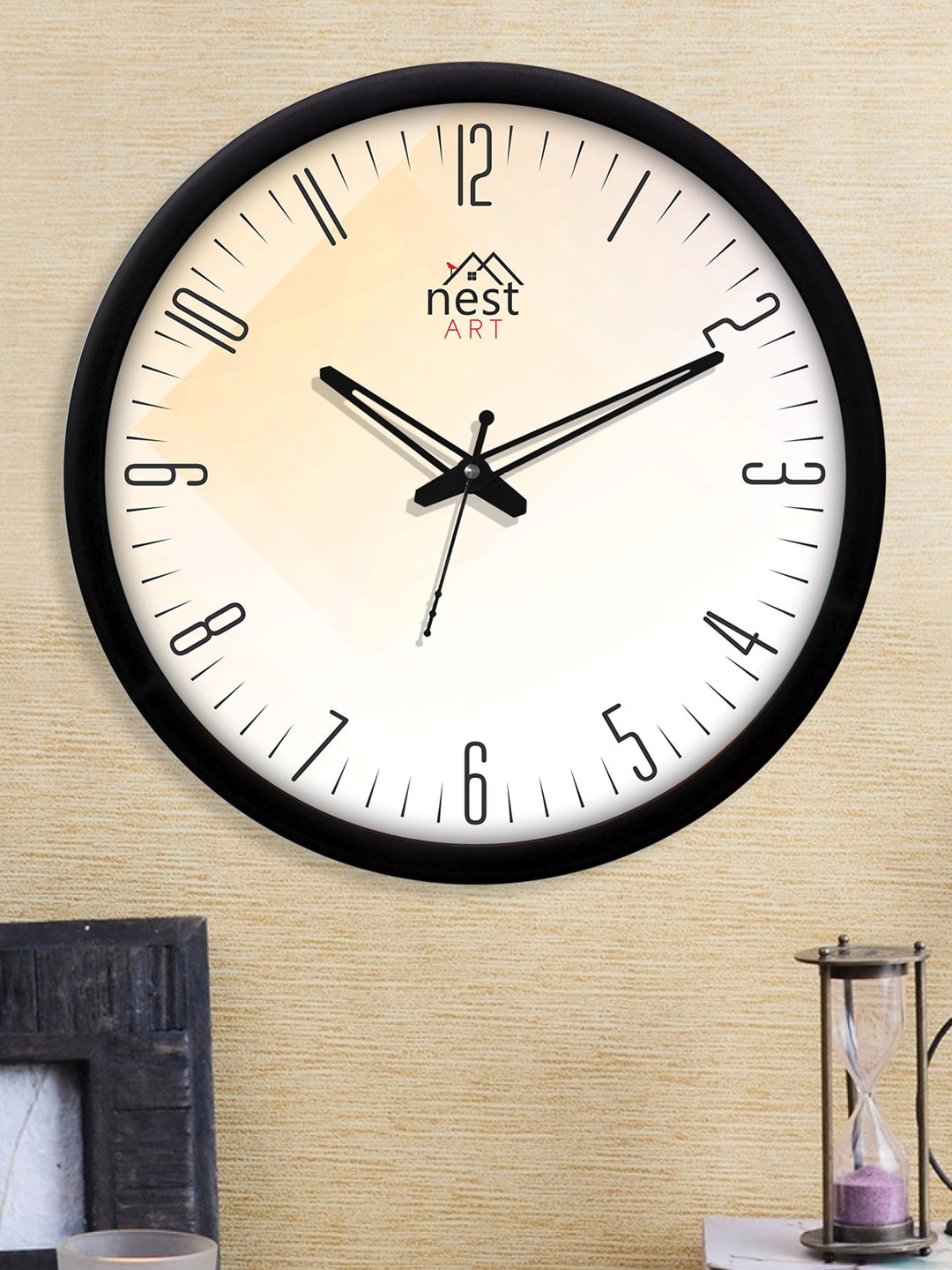 

nest ART Black & White Contemporary Wall Clock