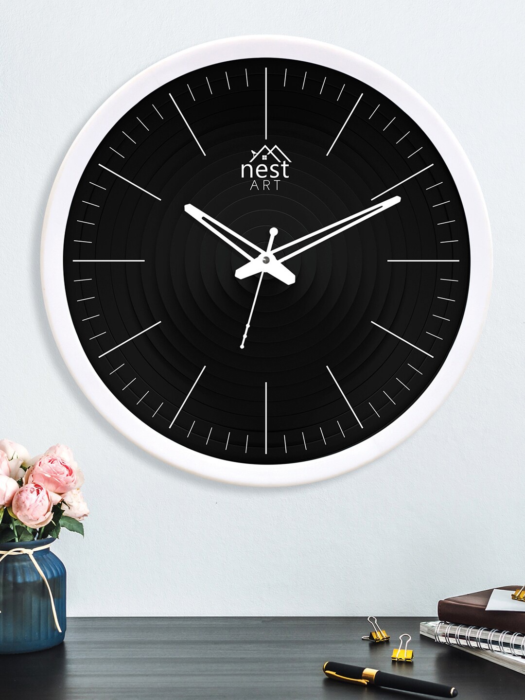 

nest ART White & Black Contemporary Wall Clock