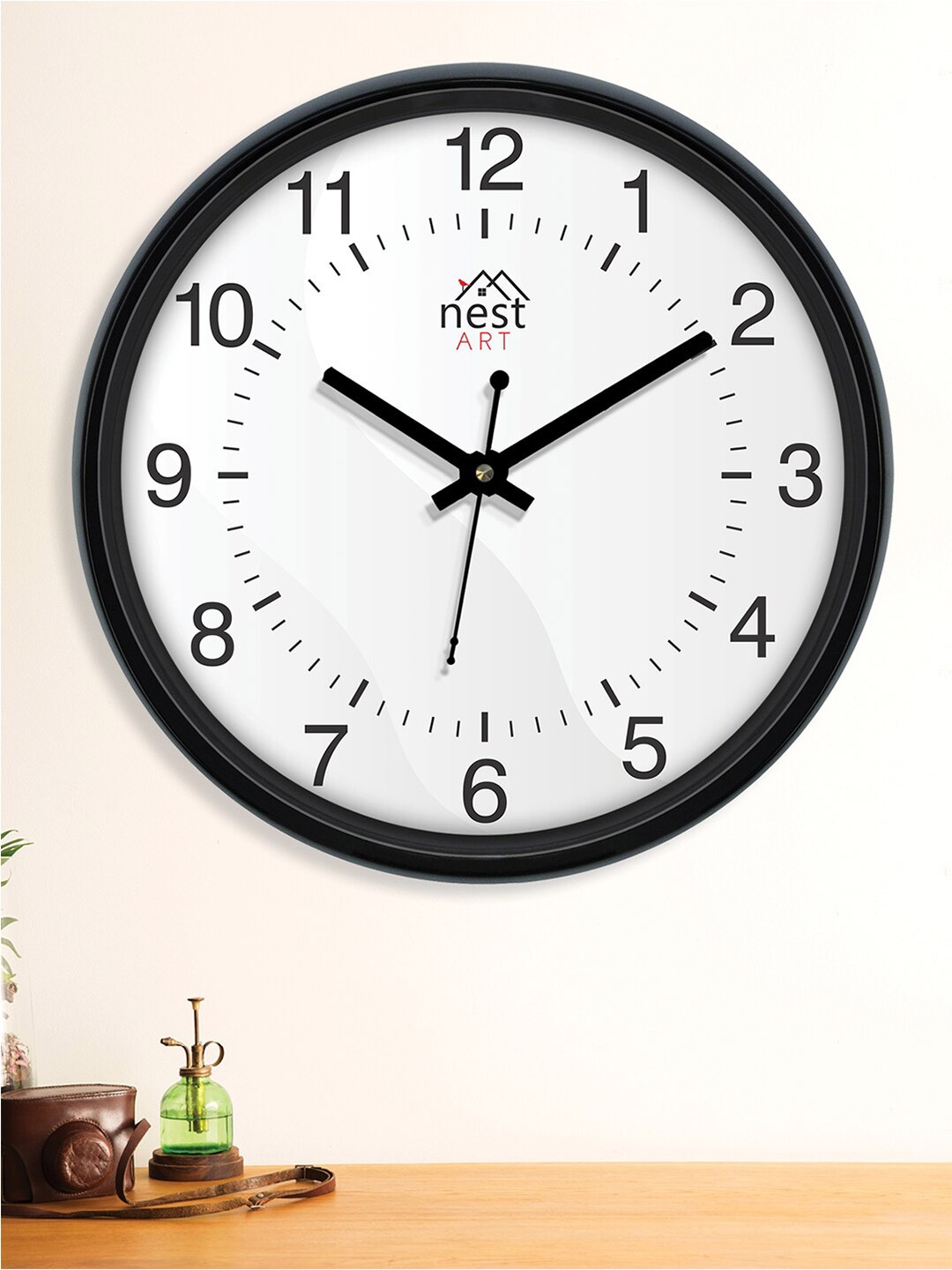 

nest ART Black & White Contemporary Wall Clock