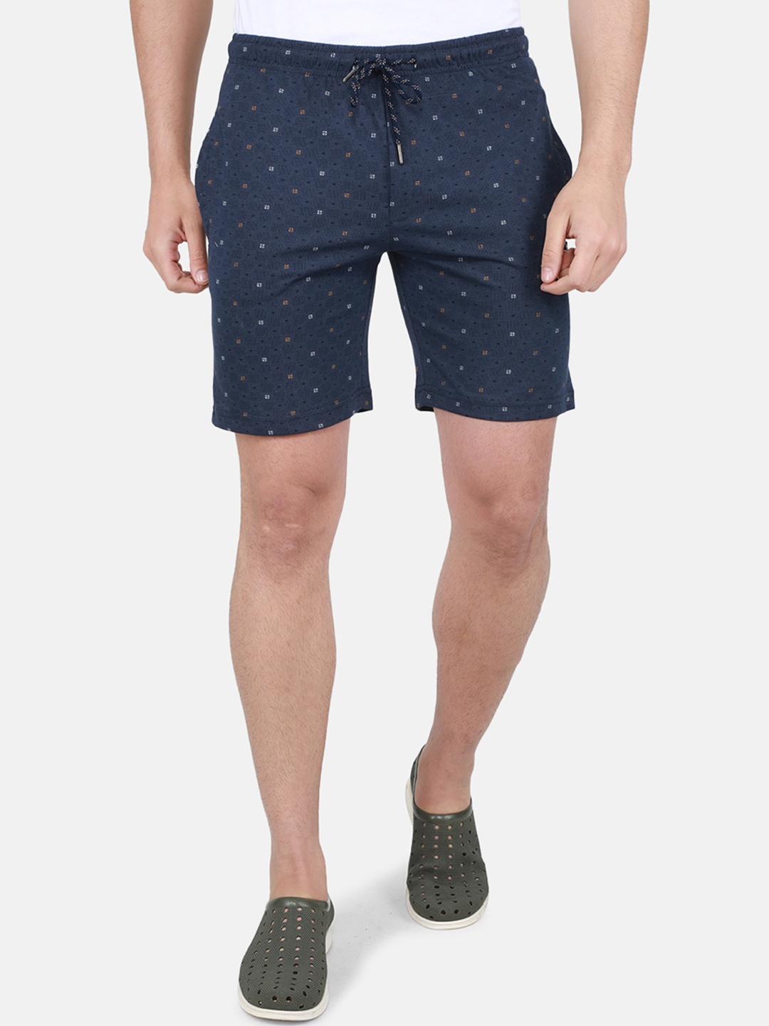 

Monte Carlo Men Conversational Printed Mid Rise Knitted Shorts, Navy blue