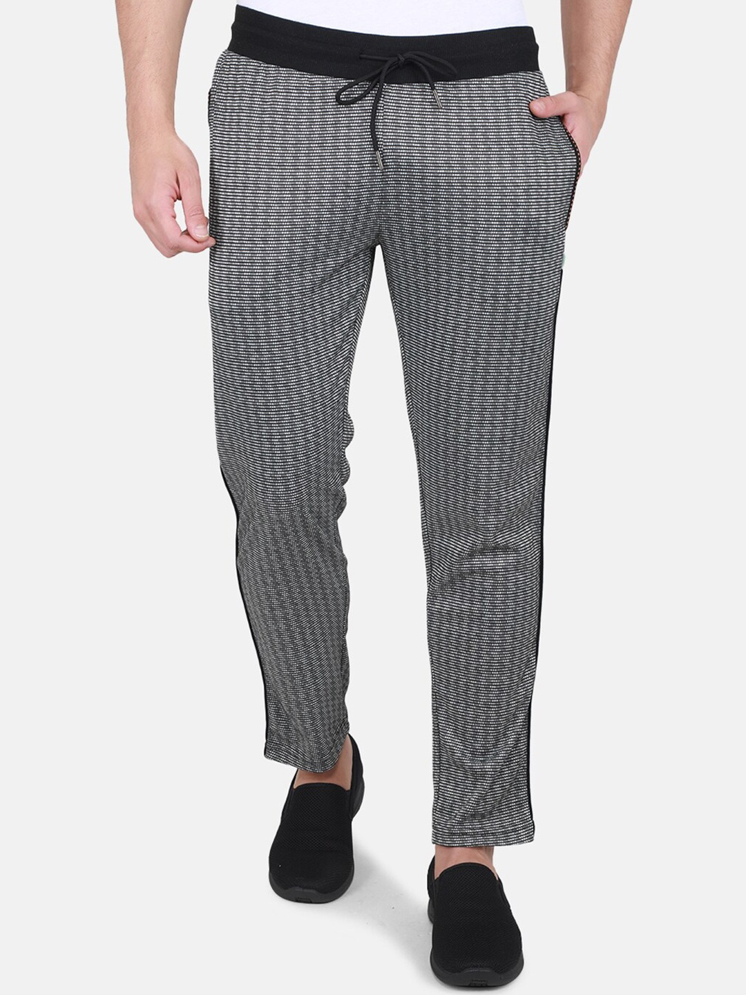 

Monte Carlo Men Printed Regular Fit Cotton Track Pants, Black
