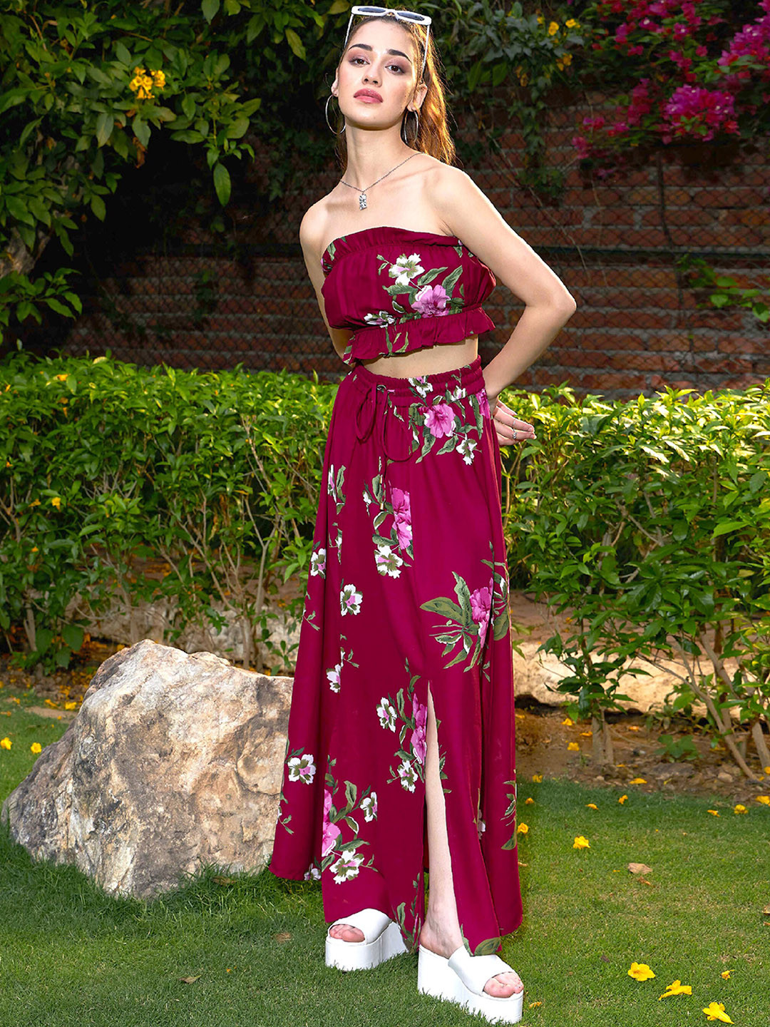 

SASSAFRAS Maroon & Green Floral Printed Tube Top With Maxi Skirt