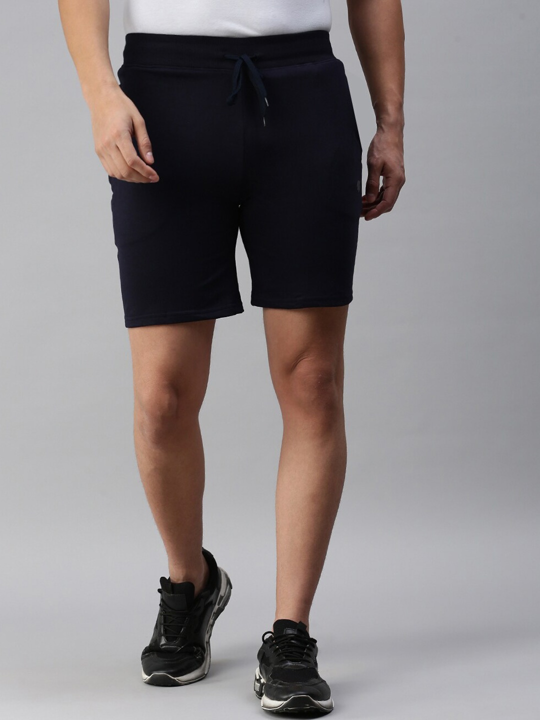 

ONN Men Mid Rise Pure Cotton Sports Shorts, Navy blue