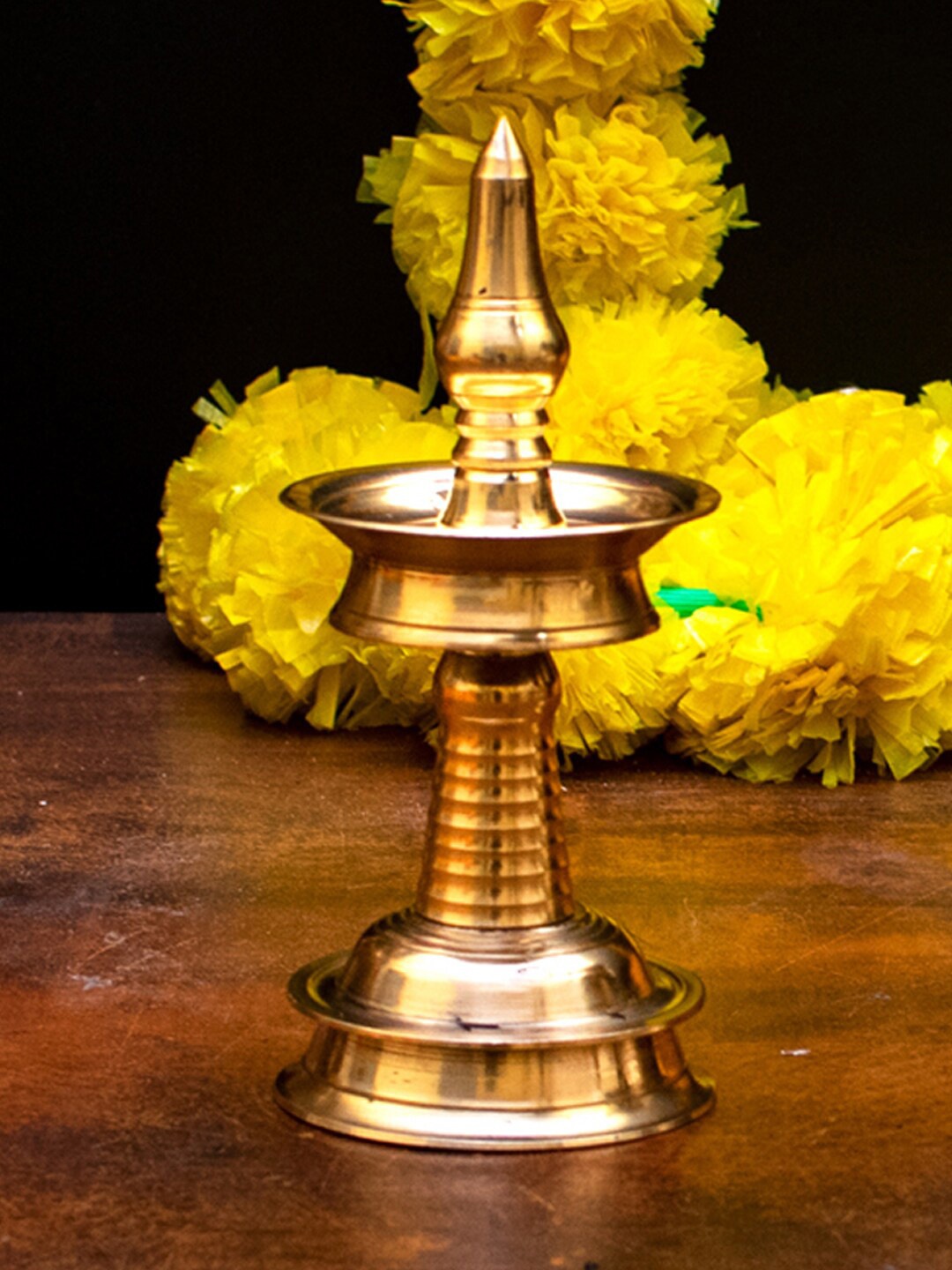 

StatueStudio Gold Brass Samay Diya