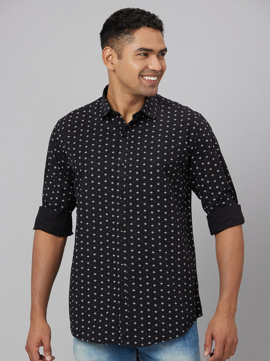 

Pontiac Geometric Printed Cotton Linen Casual Shirt, Black