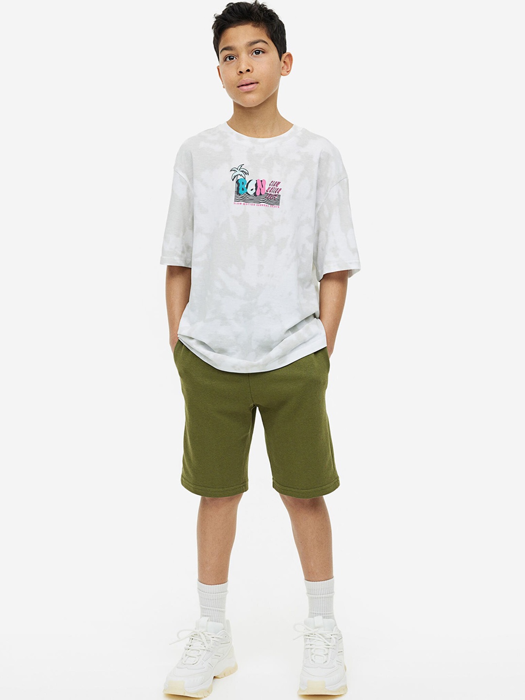 

H&M Boys Sweatshirt Shorts, Green