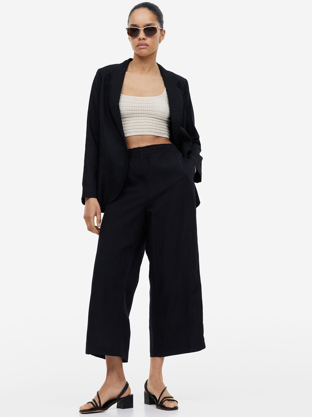 

H&M Women Cropped Linen-Blend Trousers, Black