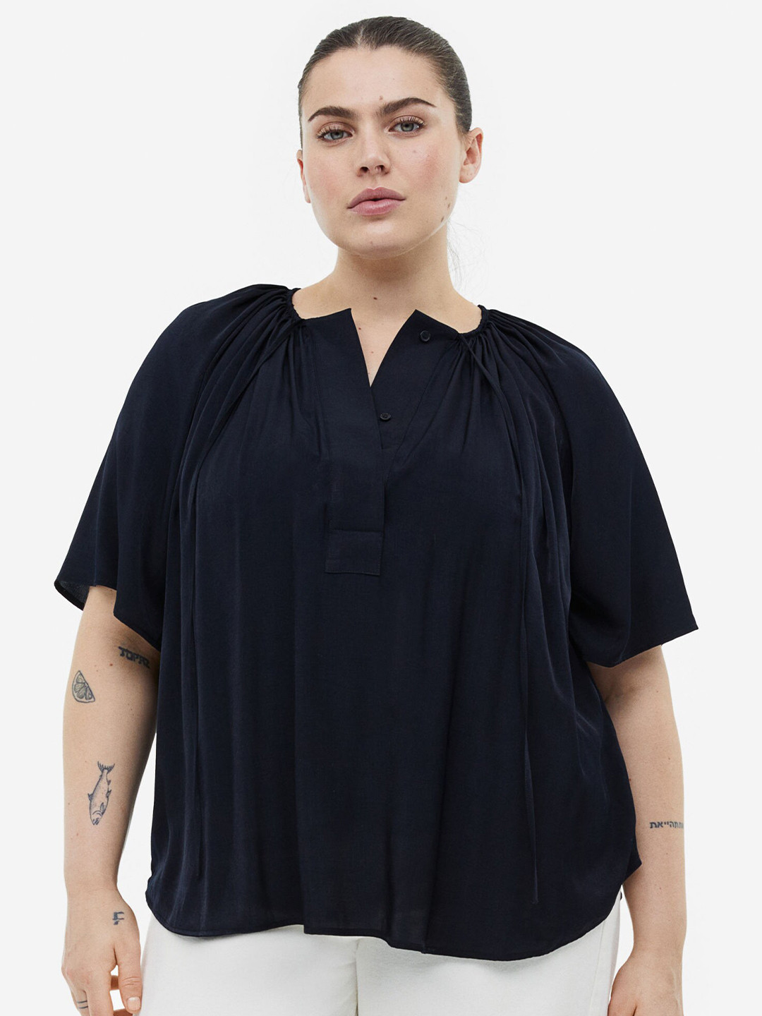 

H&M Women Plus Size Oversized Blouse, Navy blue