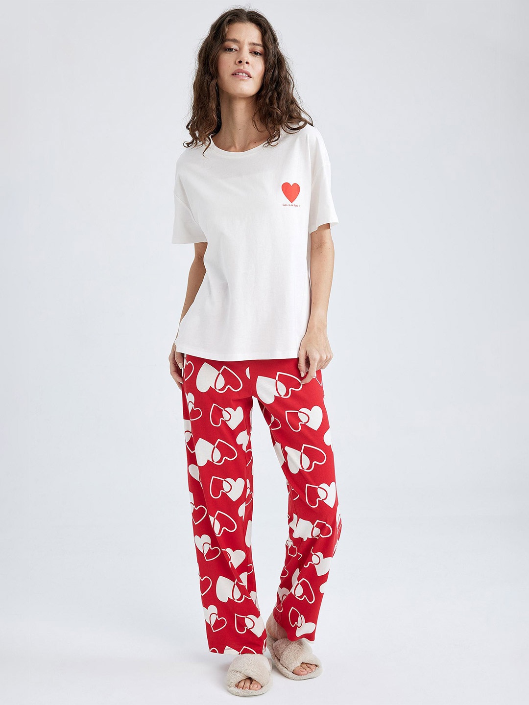 

DeFacto Pure Cotton Printed T-Shirt & Pyjamas Night suit, White