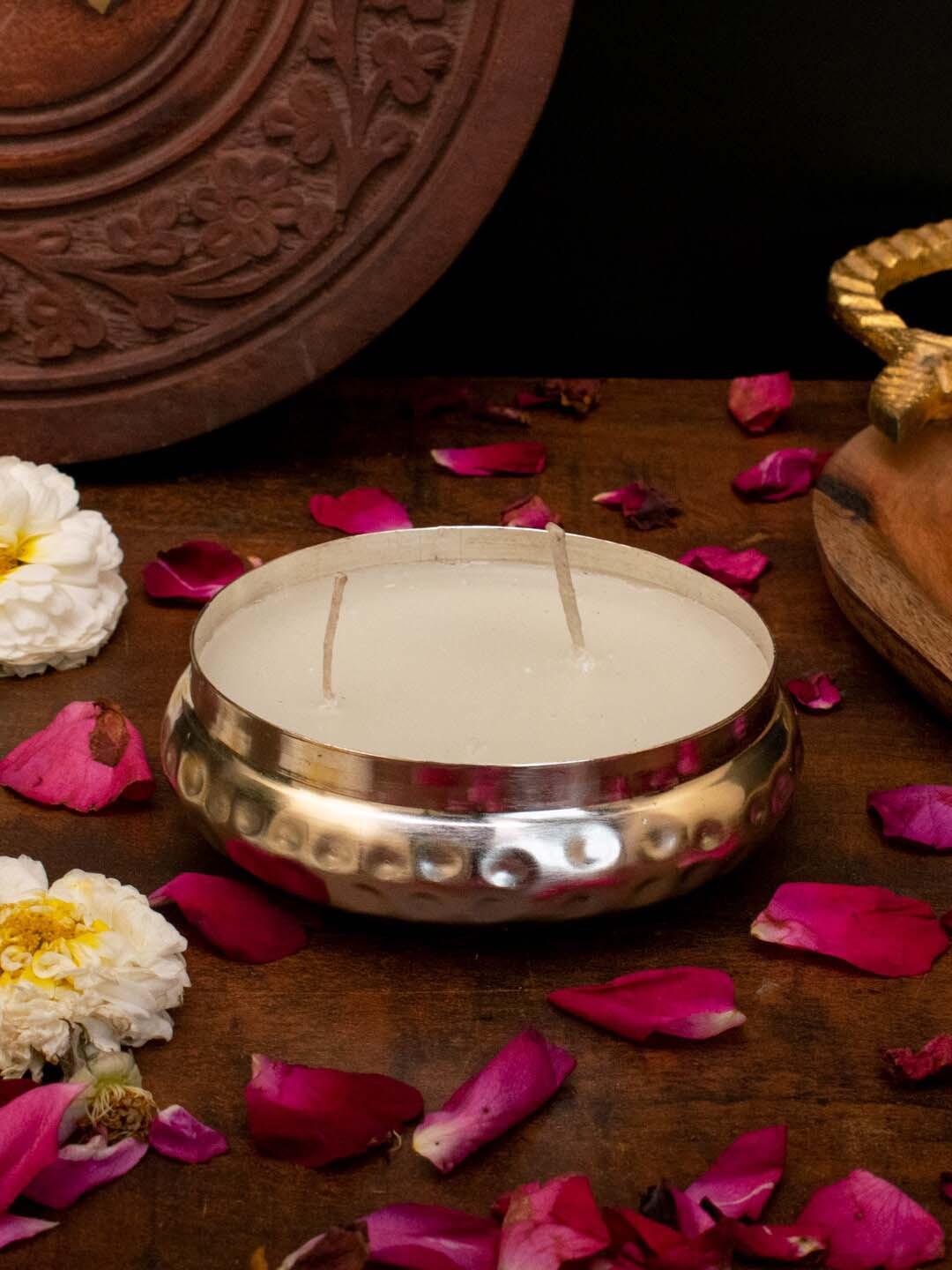 

StatueStudio Metallic Wax Candle Bowl
