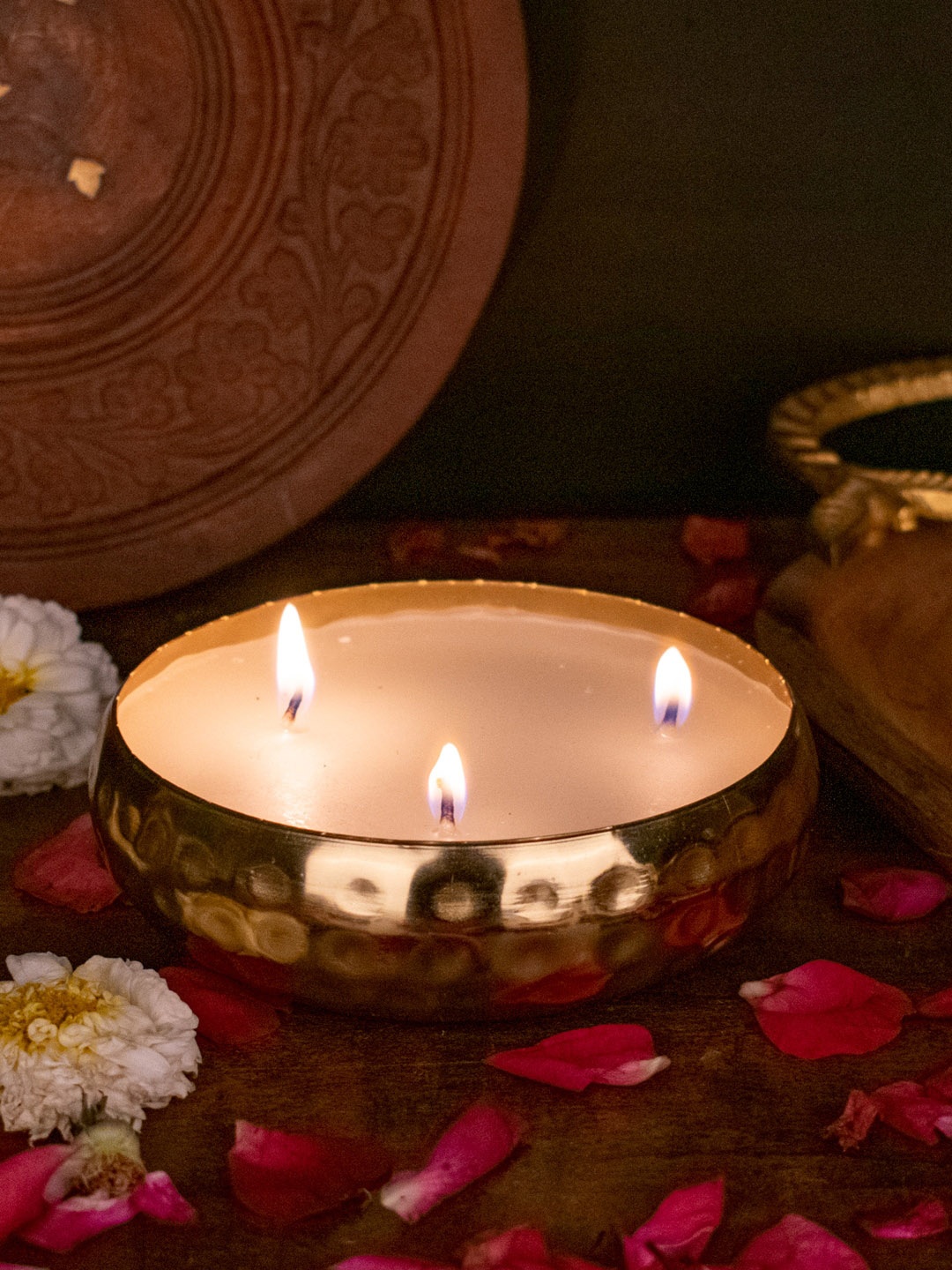 

StatueStudio Gold-Toned Textured Luster Candle Holder