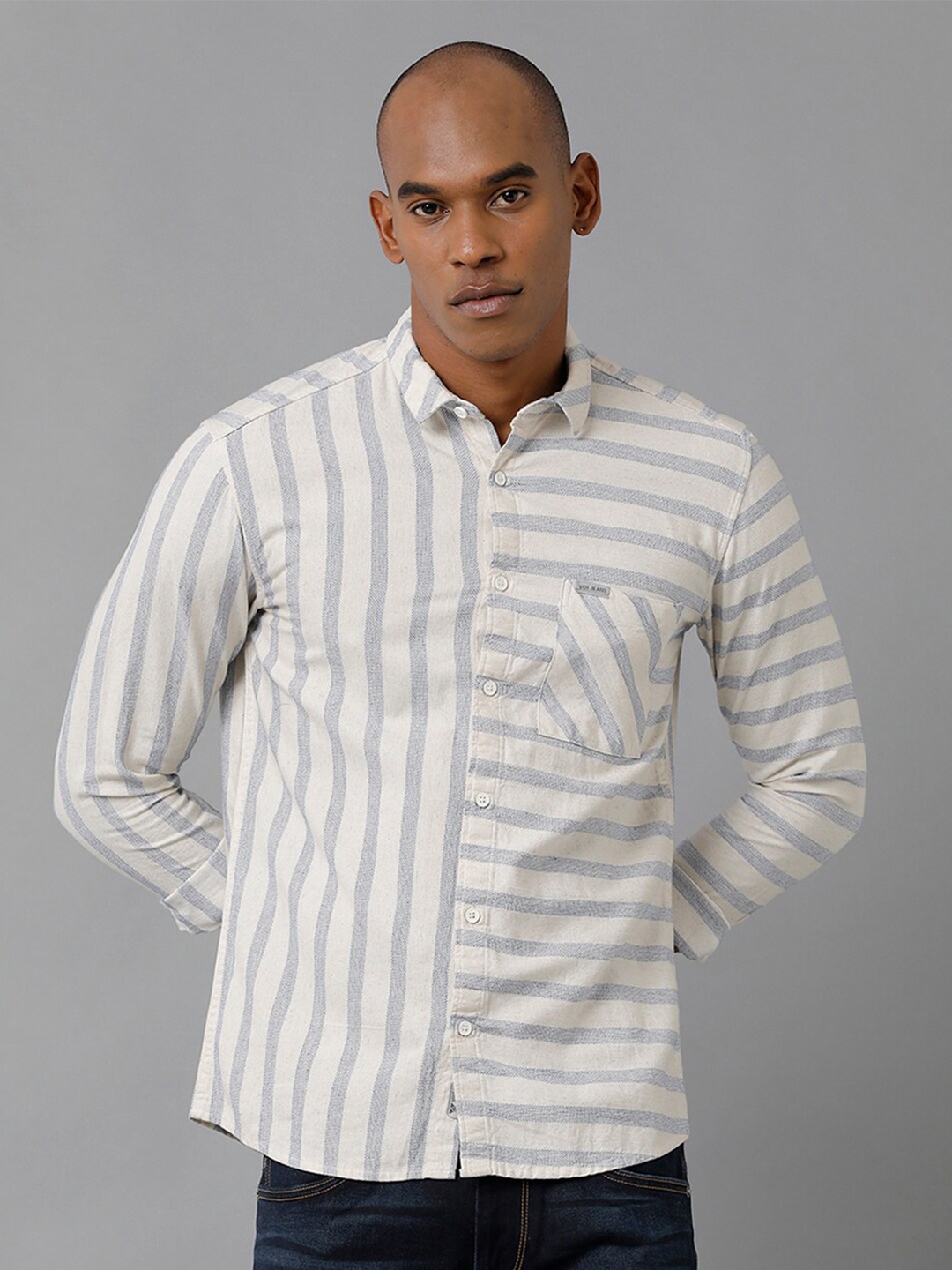 

Voi Jeans Slim Fit Striped Pure Cotton Casual Shirt, Off white