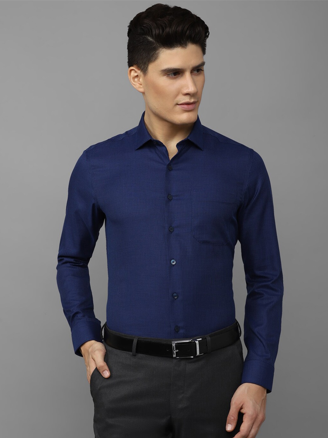 

Louis Philippe Slim Fit Pure Cotton Formal Shirt, Blue