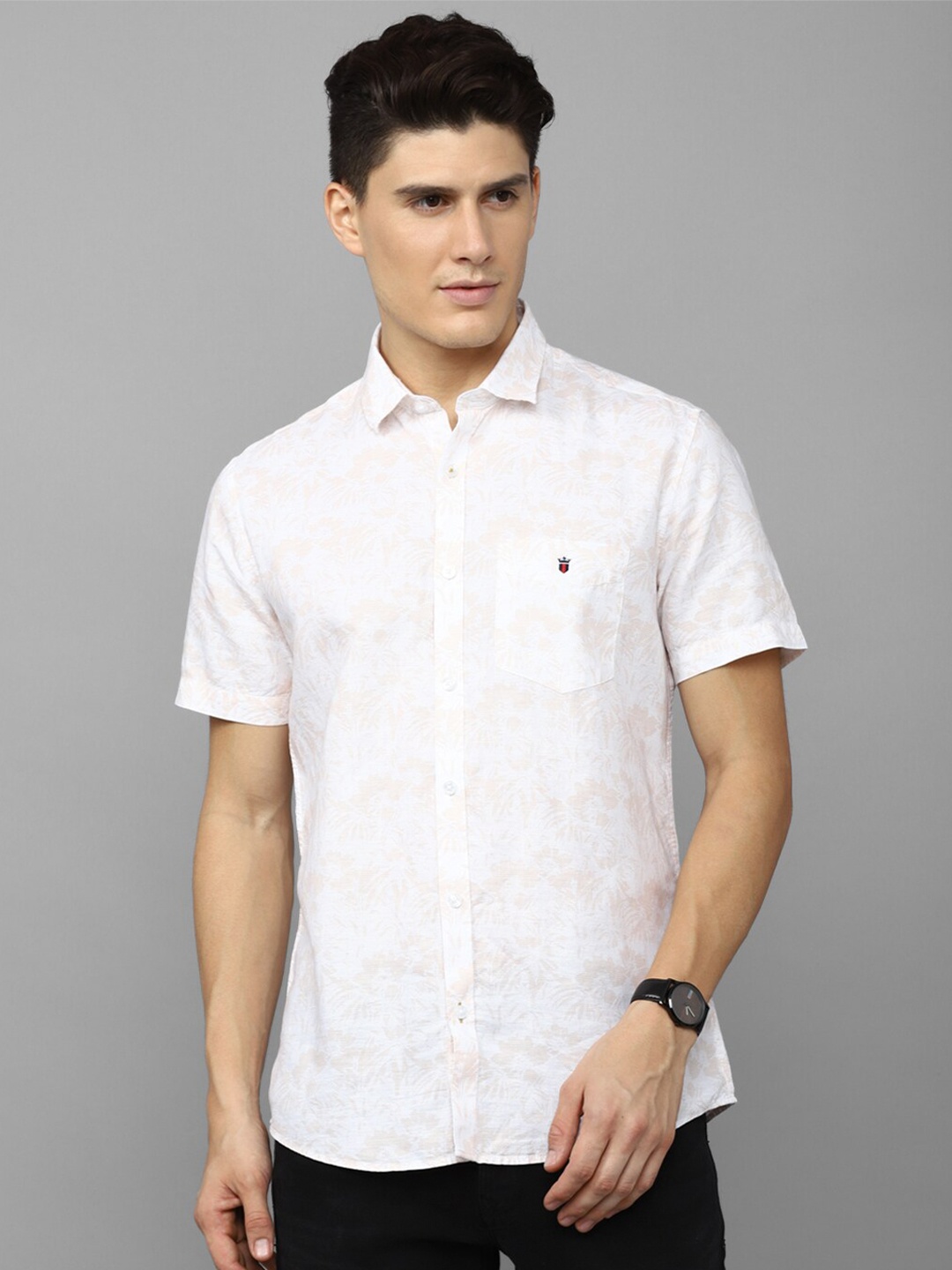

Louis Philippe Sport Slim Fit Floral Printed Opaque Casual Shirt, White